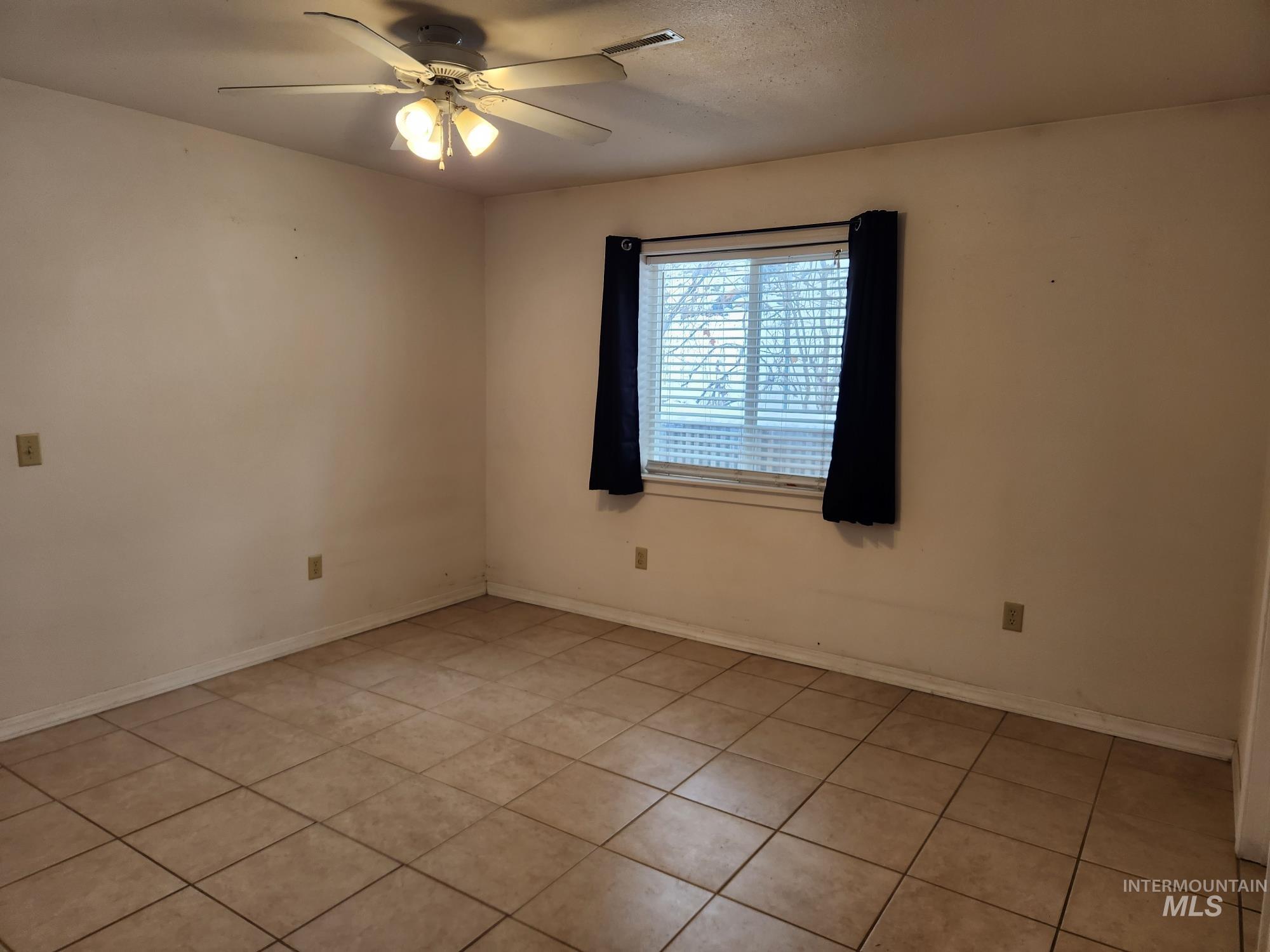 117 View Road Property Photo 21