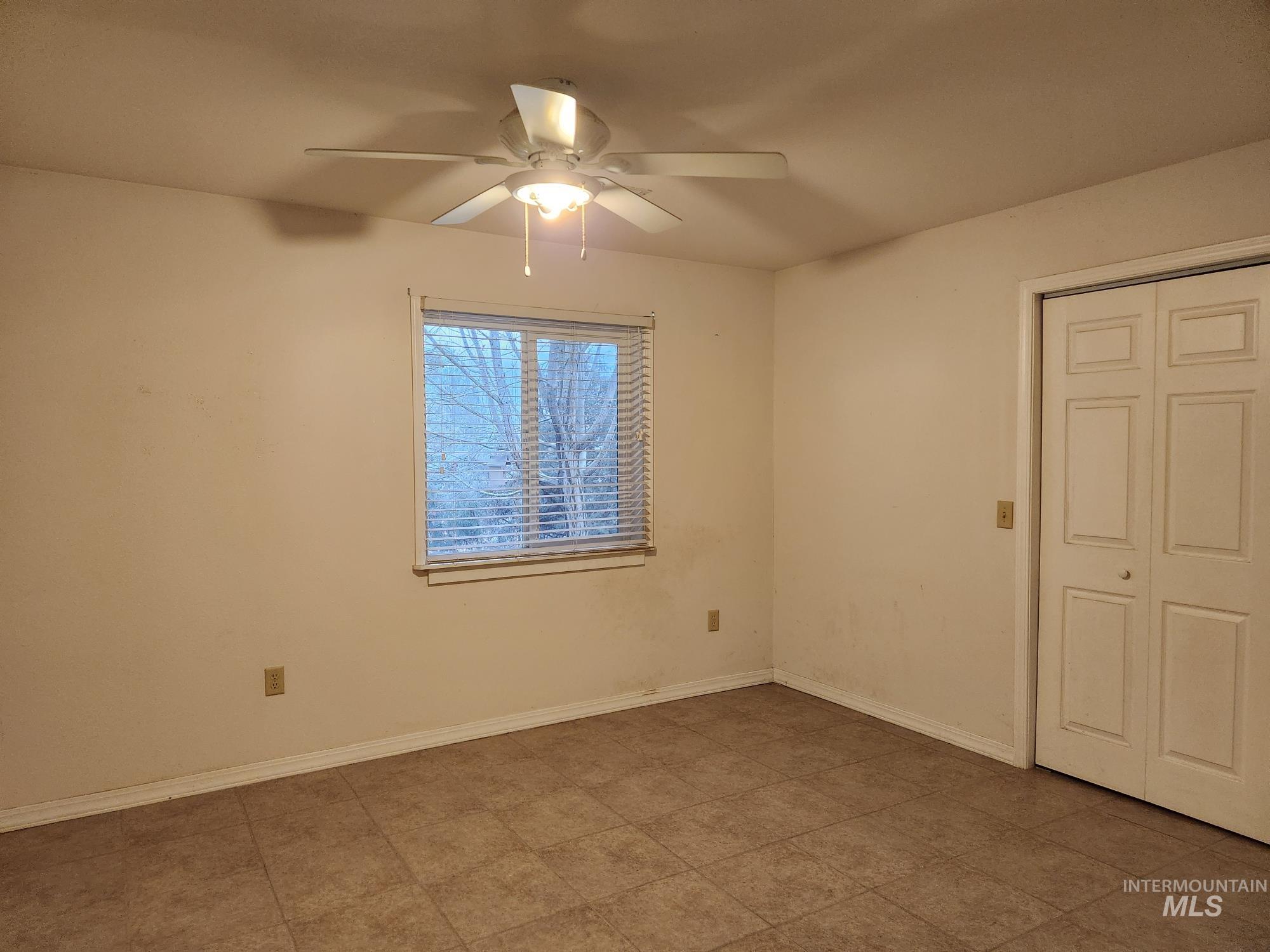 117 View Road Property Photo 25
