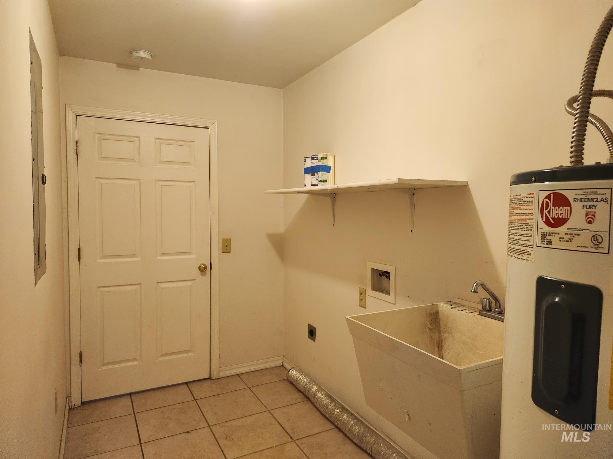 117 View Road Property Photo 32