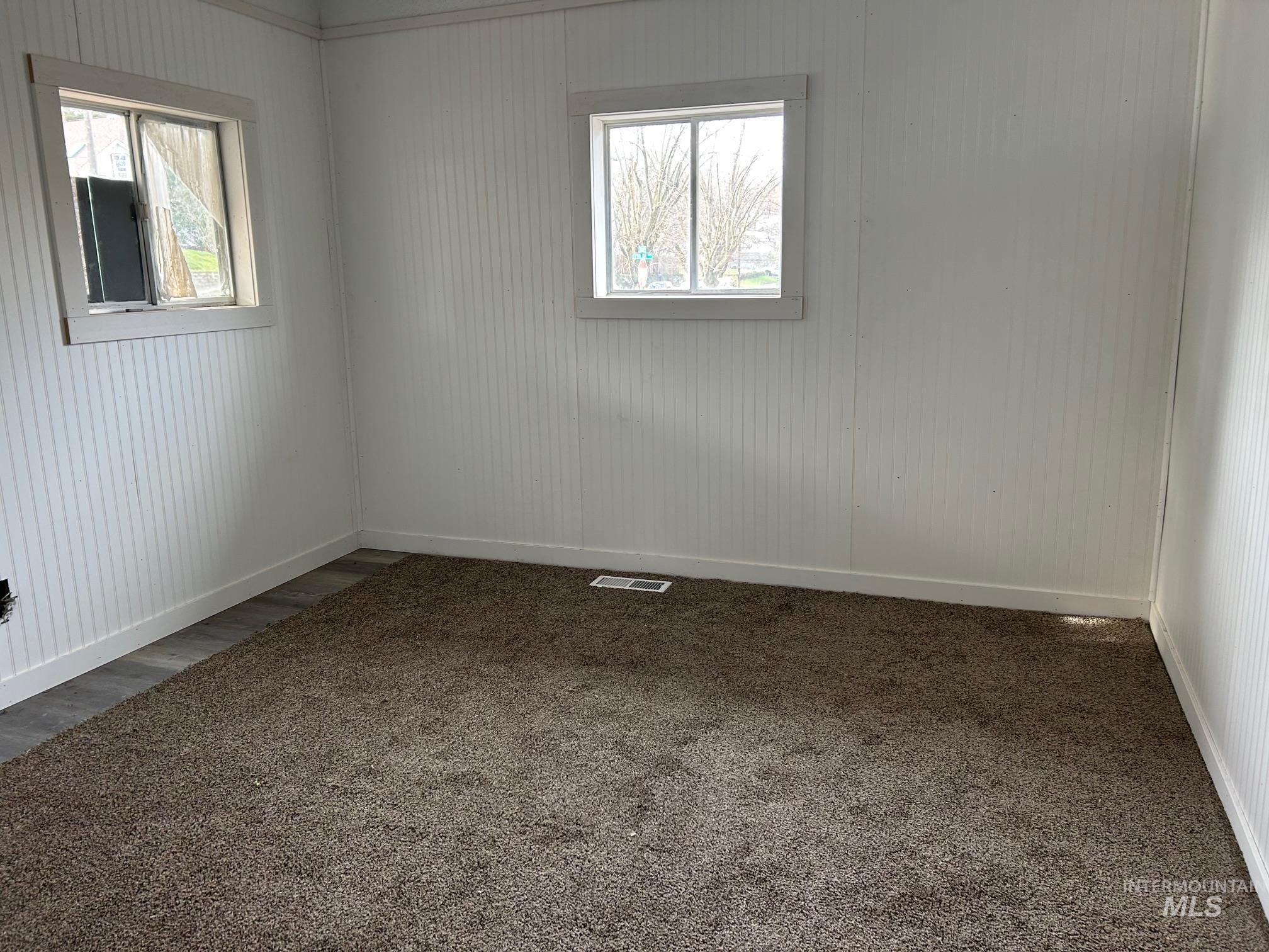 1703 7th Avenue Property Photo 4