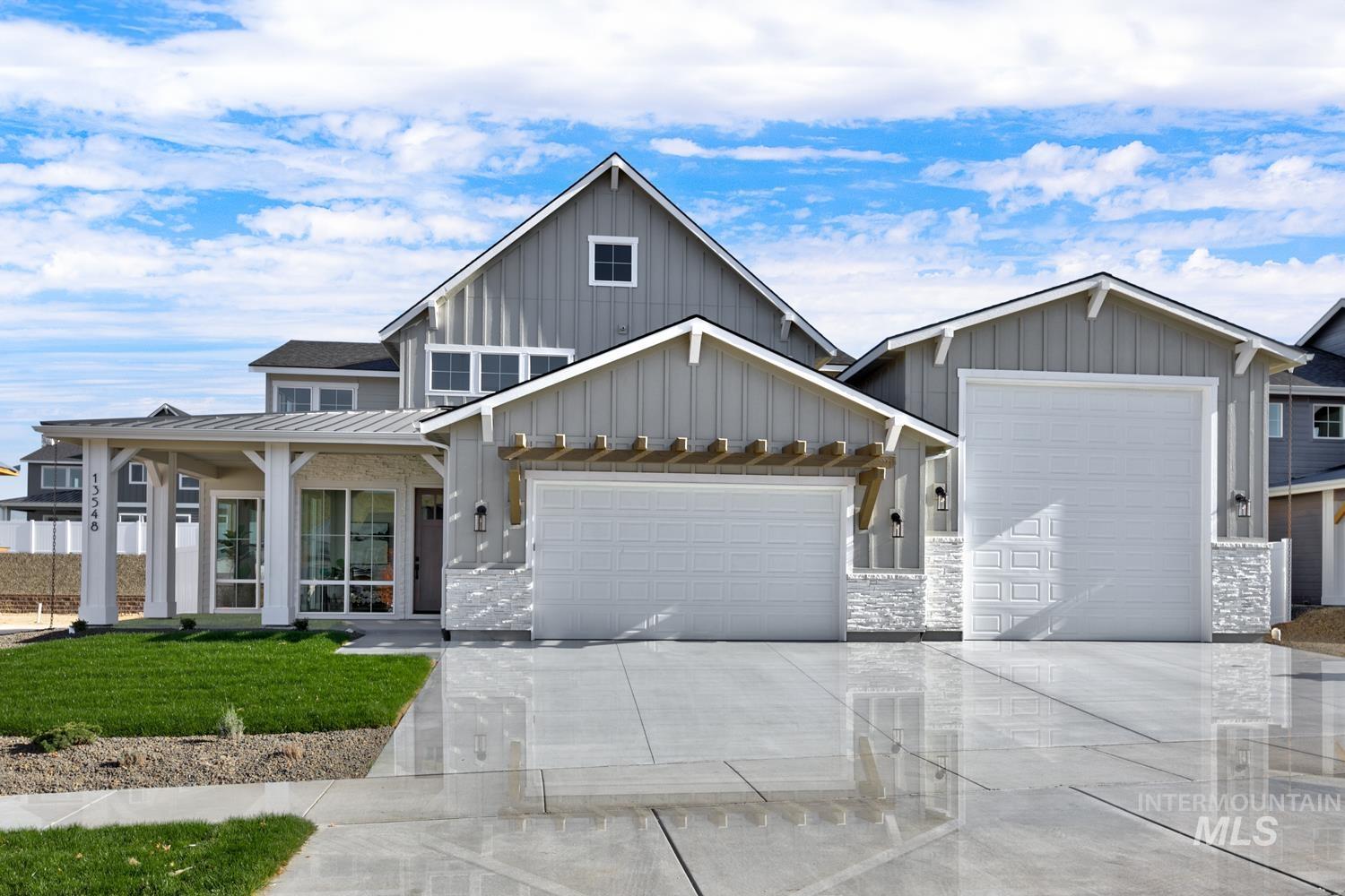 14202 N Goldfinch Ave. Property Photo