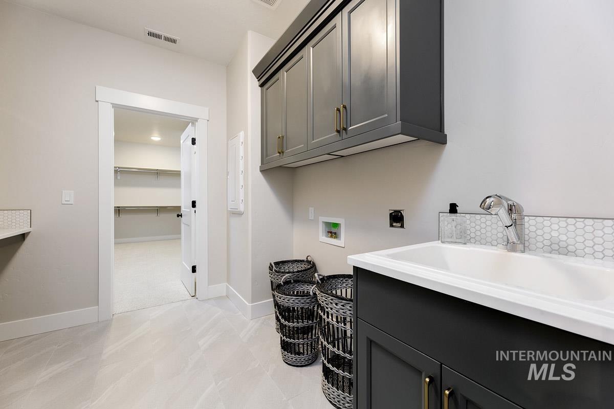 14202 N Goldfinch Ave. Property Photo 29
