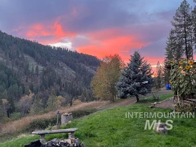 624 Clear Creek Road Property Photo 3