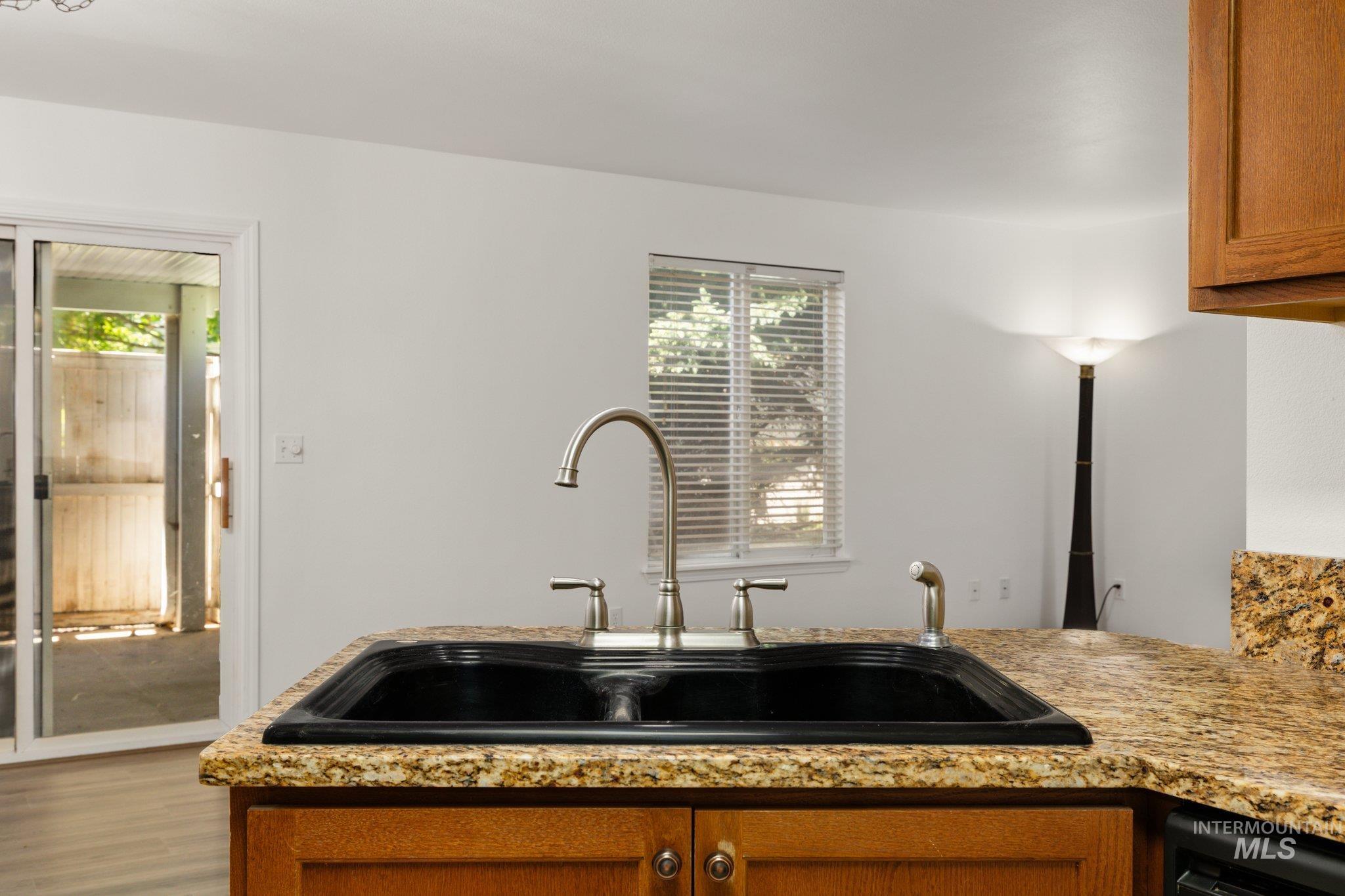 5609 S Caper Pl Property Photo 14
