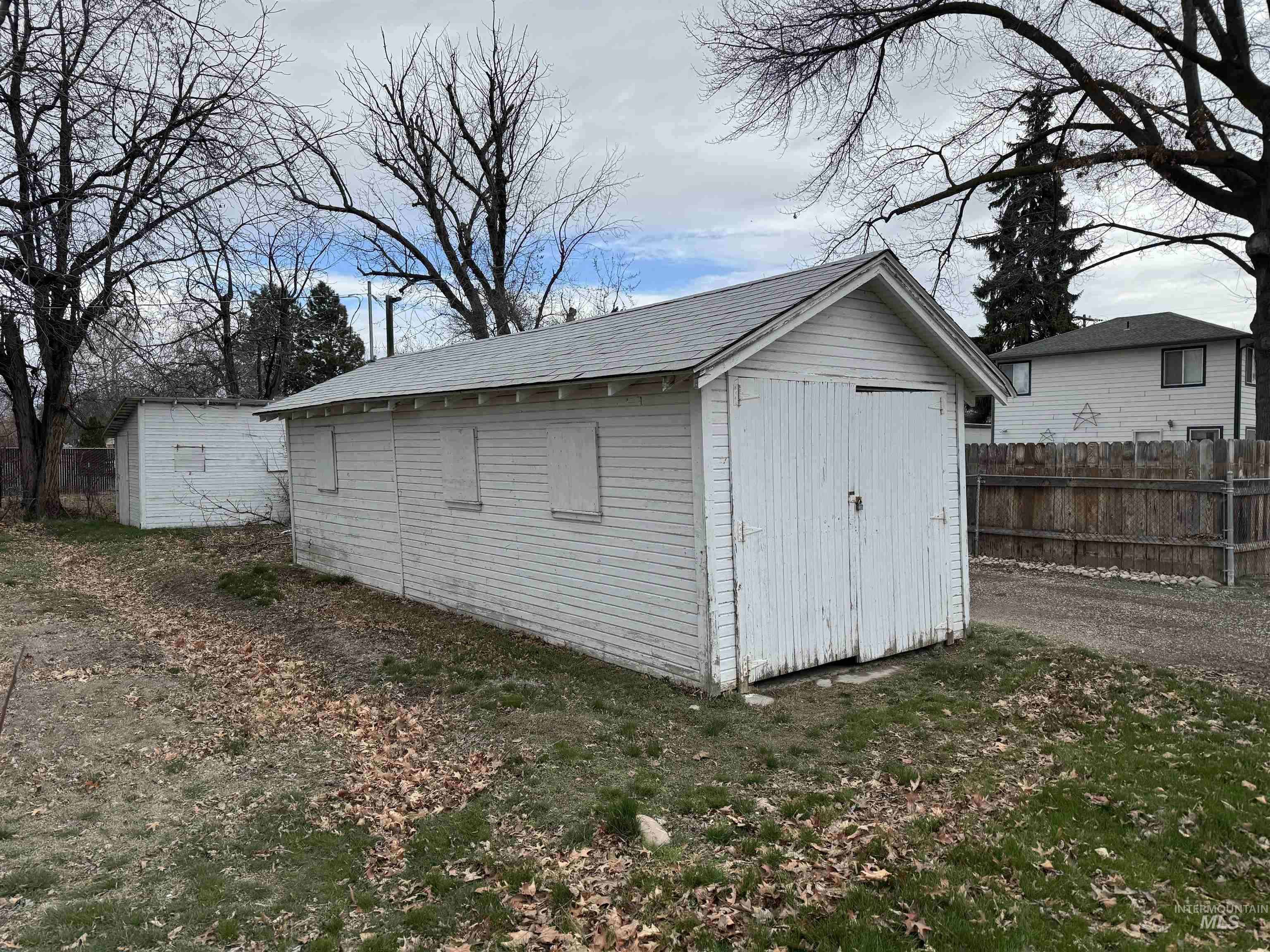 10940 W 1st St Property Photo 23