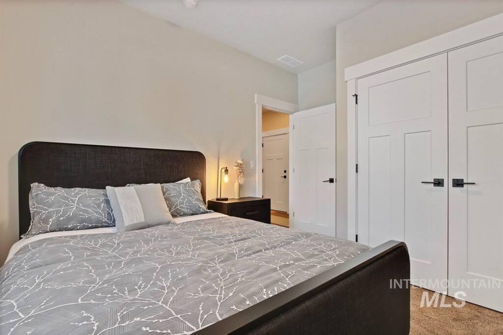 14 Spring Water Court Property Photo 16