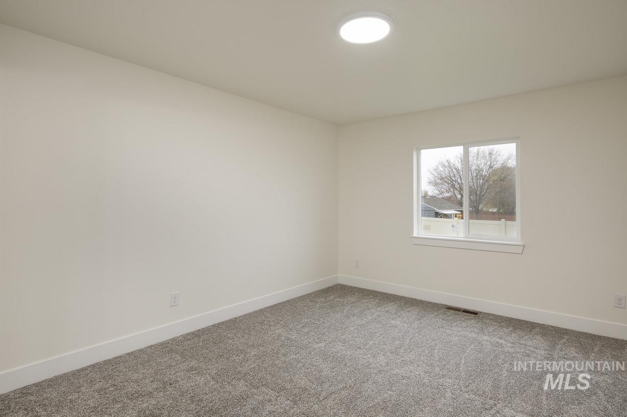 1540 Castle Way Property Photo 20