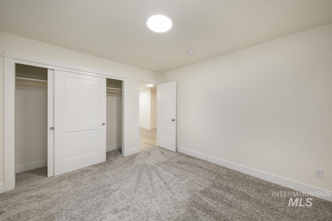 1540 Castle Way Property Photo 26