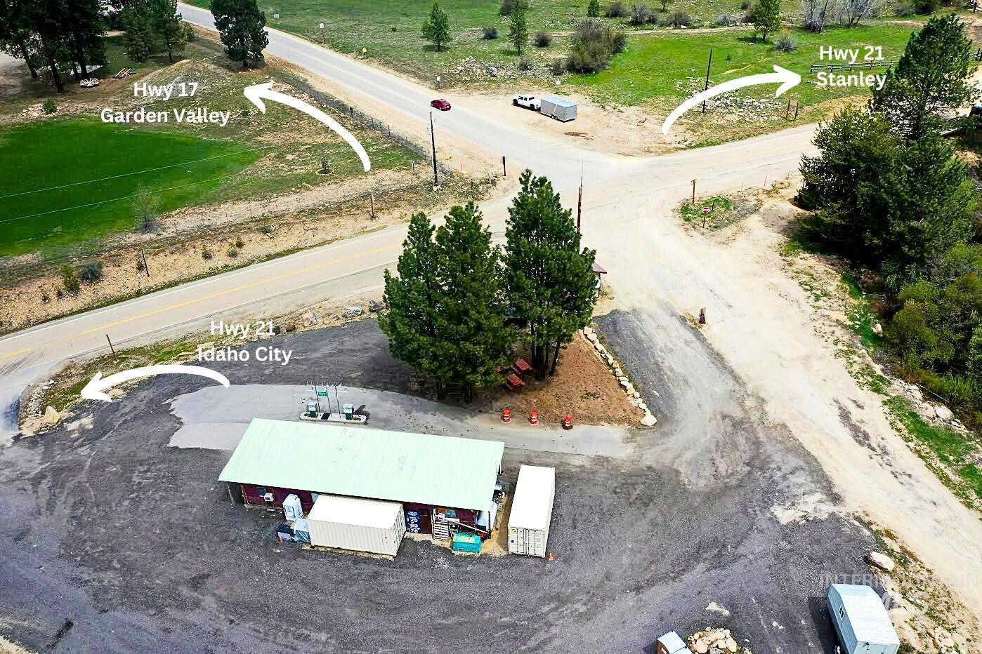 7263 Hwy 21 Property Photo 4