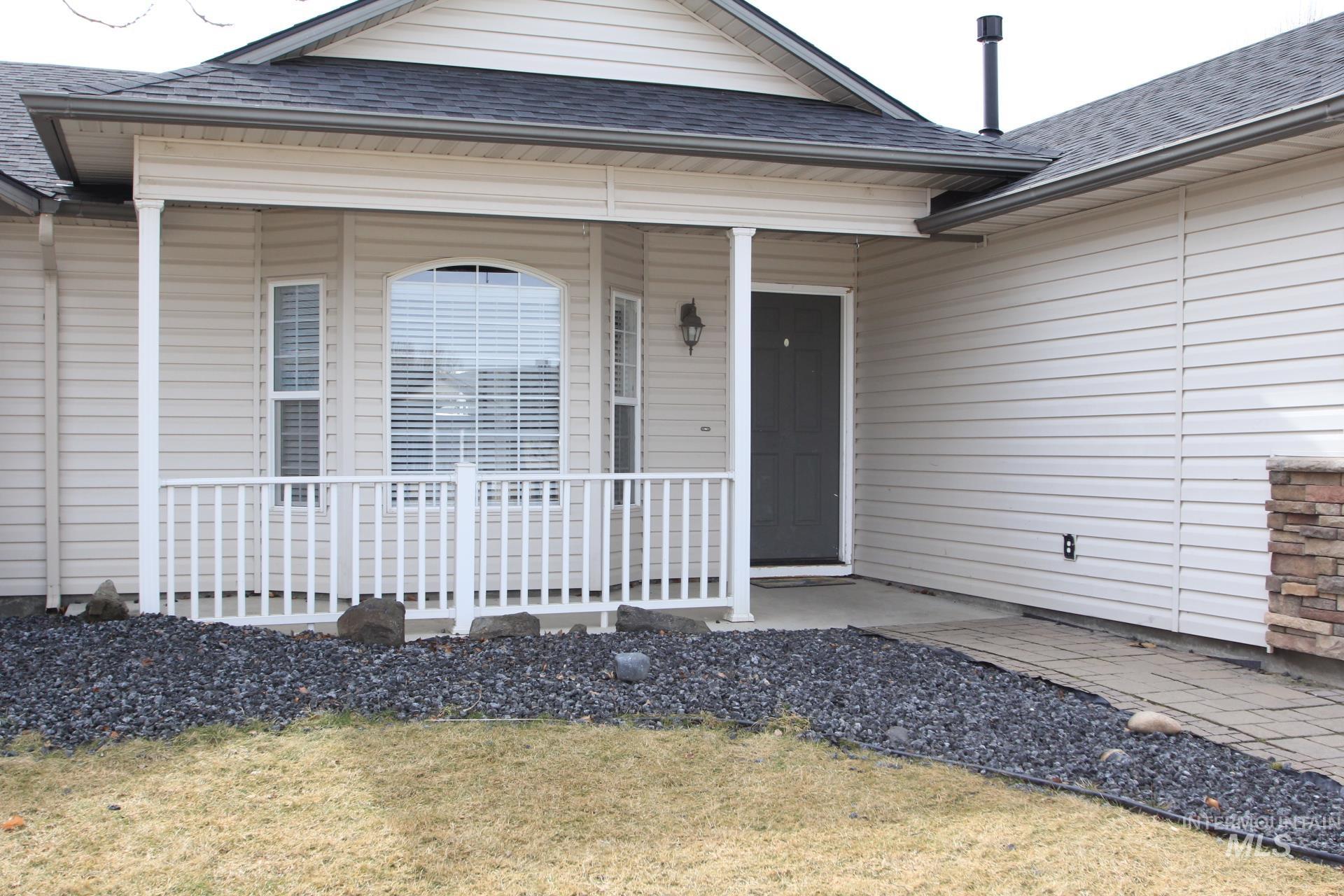2111 Feltham Peak Property Photo 6