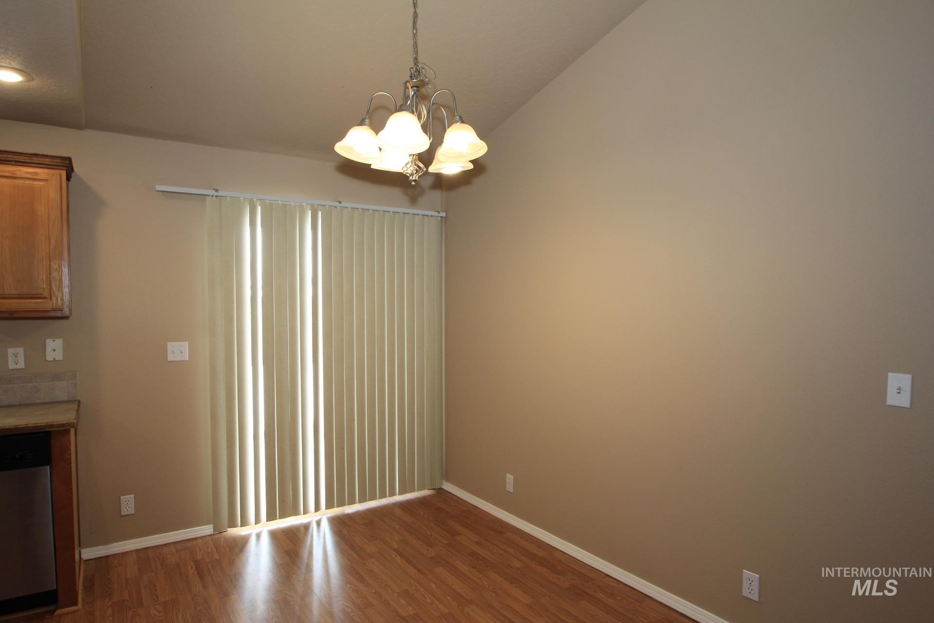 2111 Feltham Peak Property Photo 11