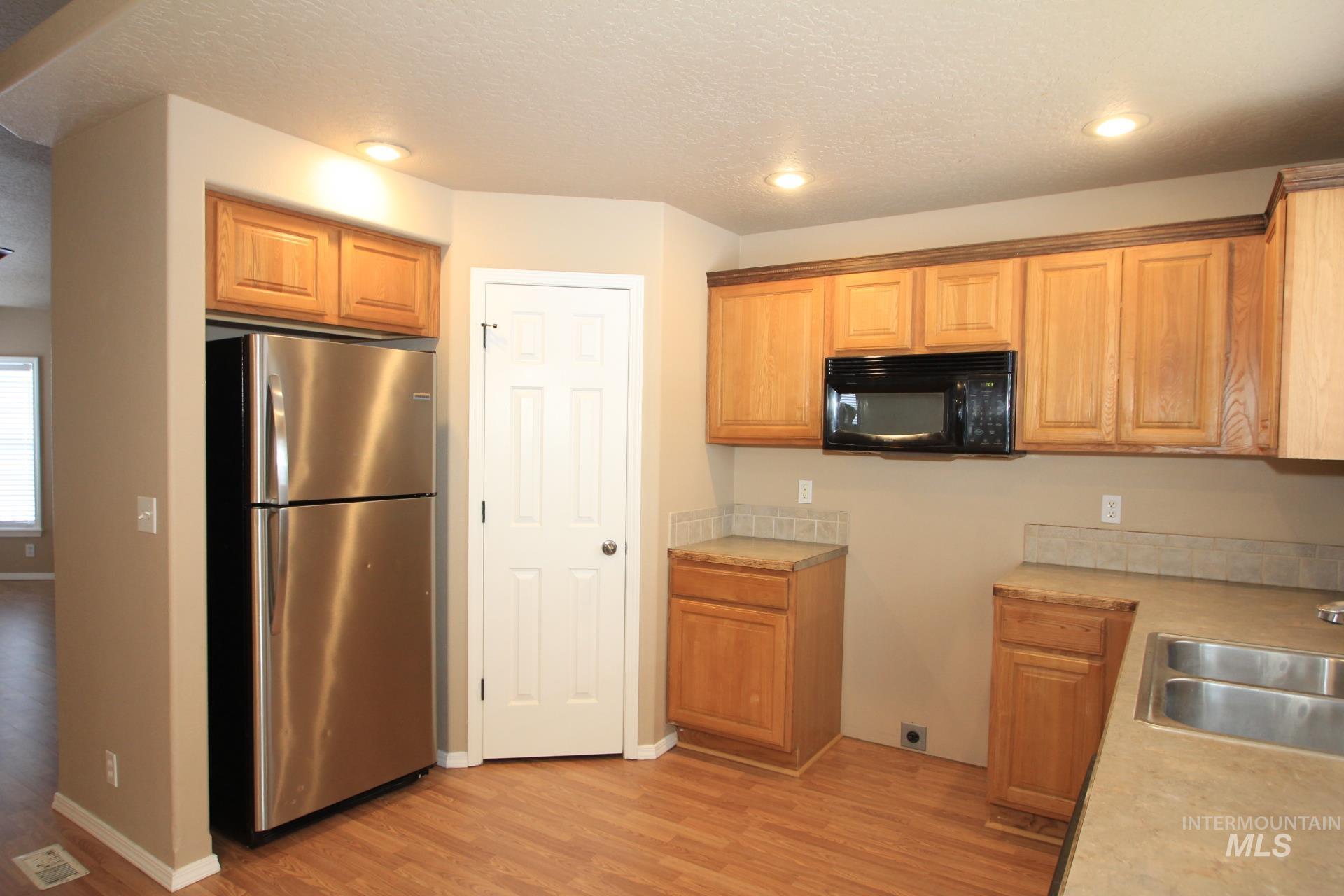 2111 Feltham Peak Property Photo 16
