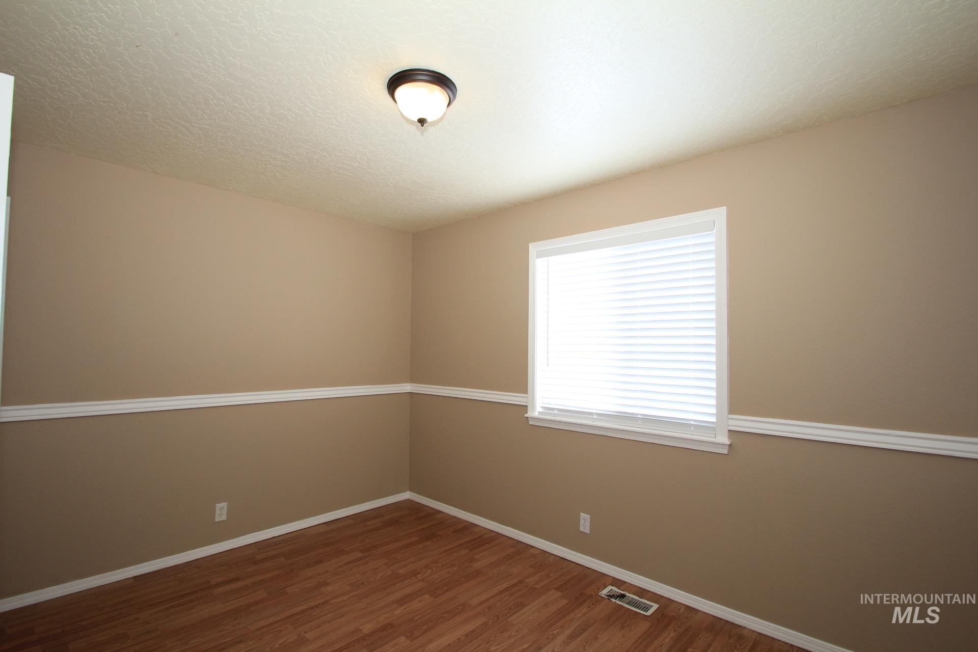 2111 Feltham Peak Property Photo 29