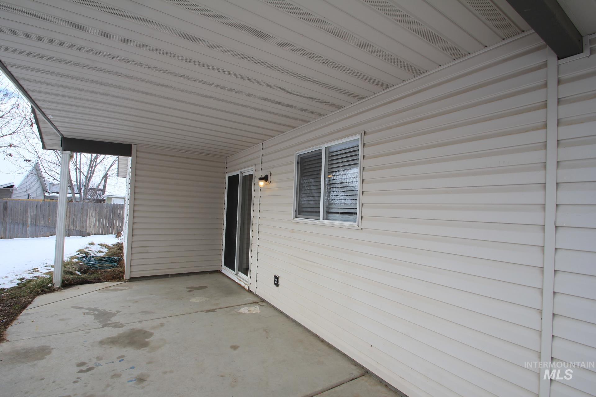 2111 Feltham Peak Property Photo 31