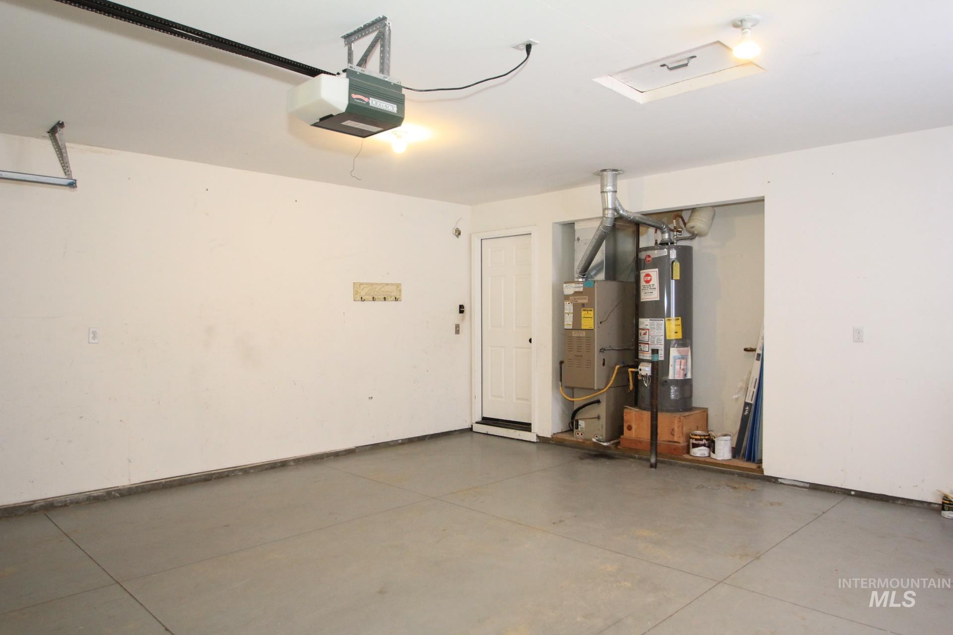 2111 Feltham Peak Property Photo 35
