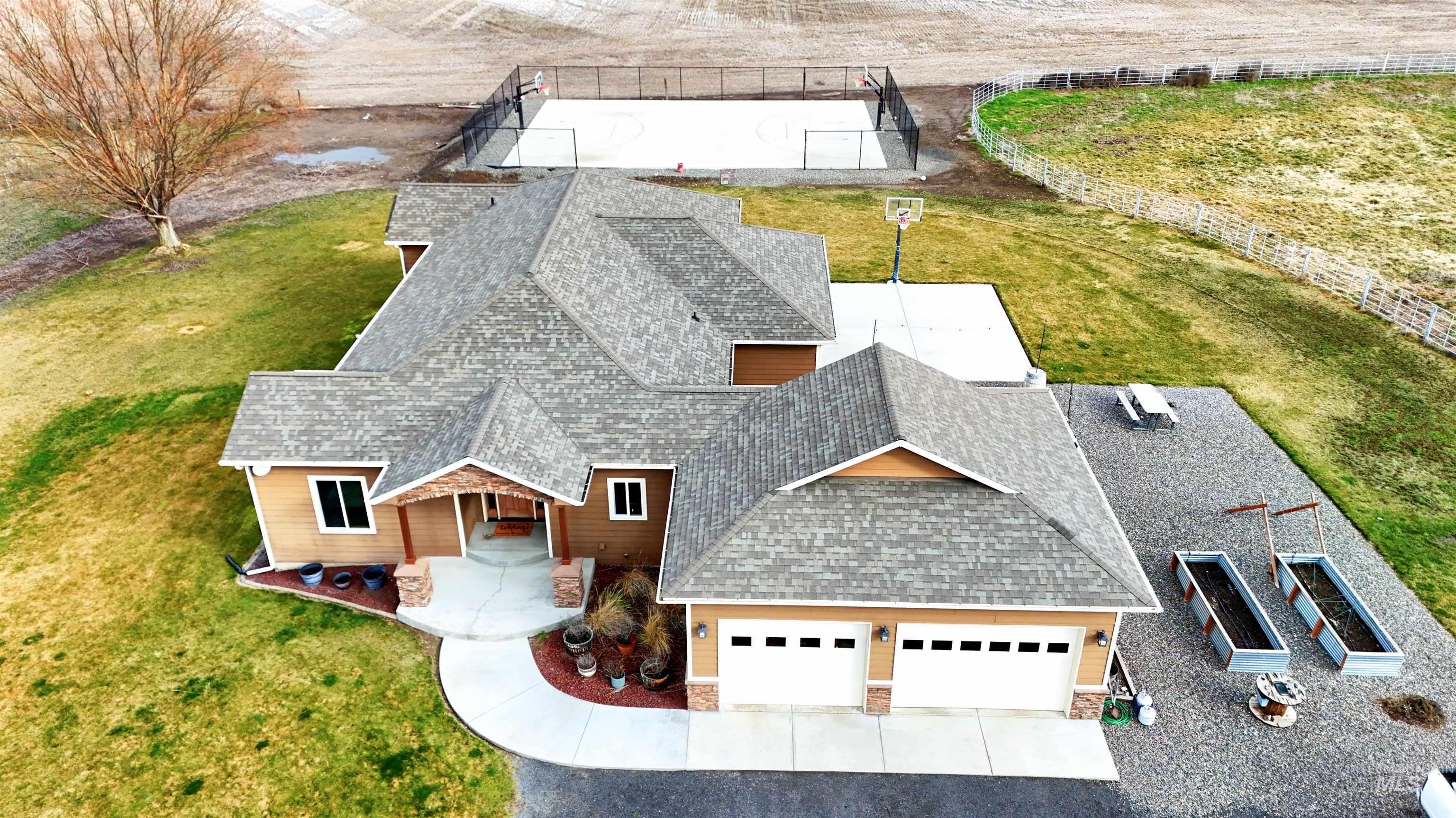 15714 Rodeo Lane Property Photo