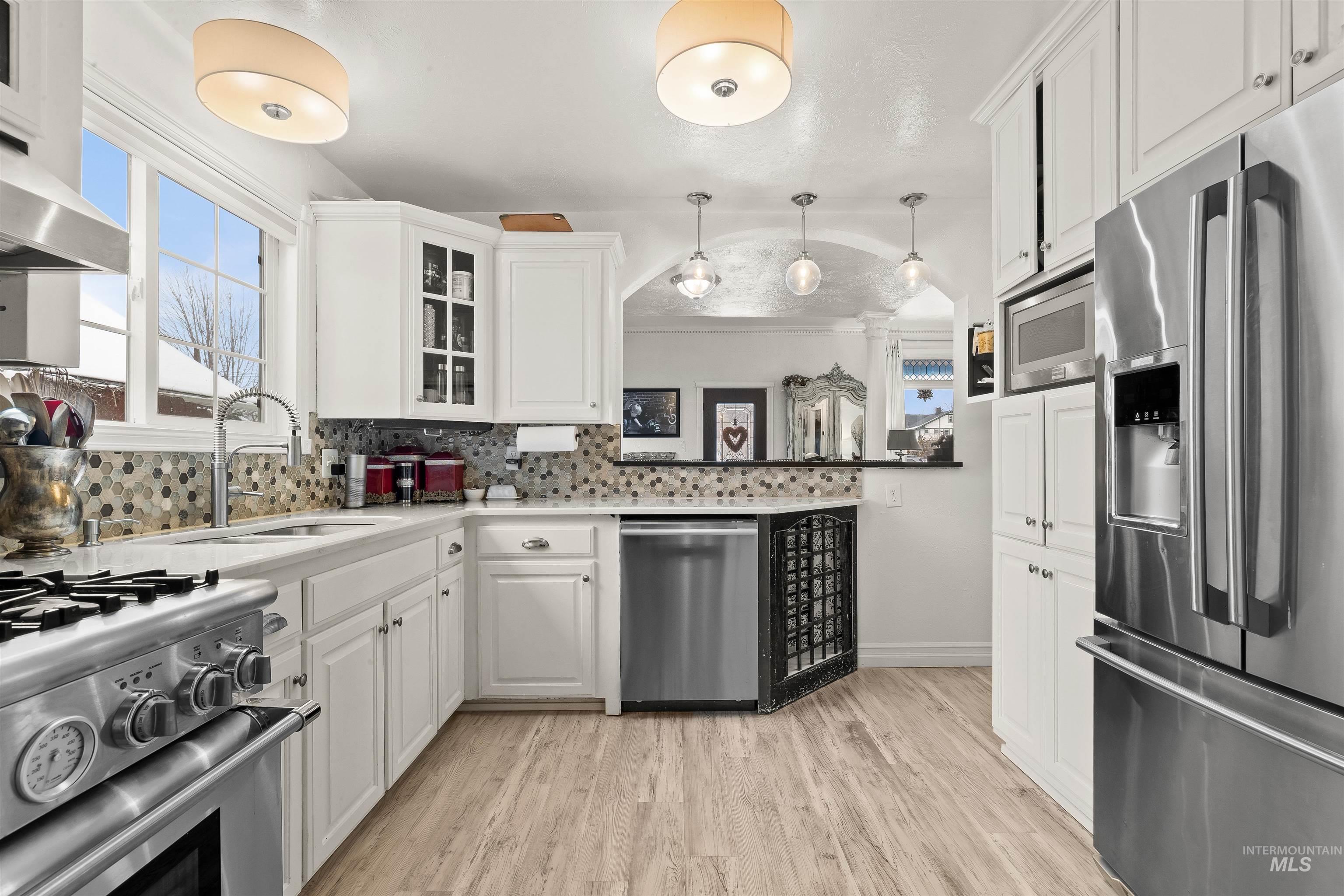 326 5th Avenue Property Photo 18