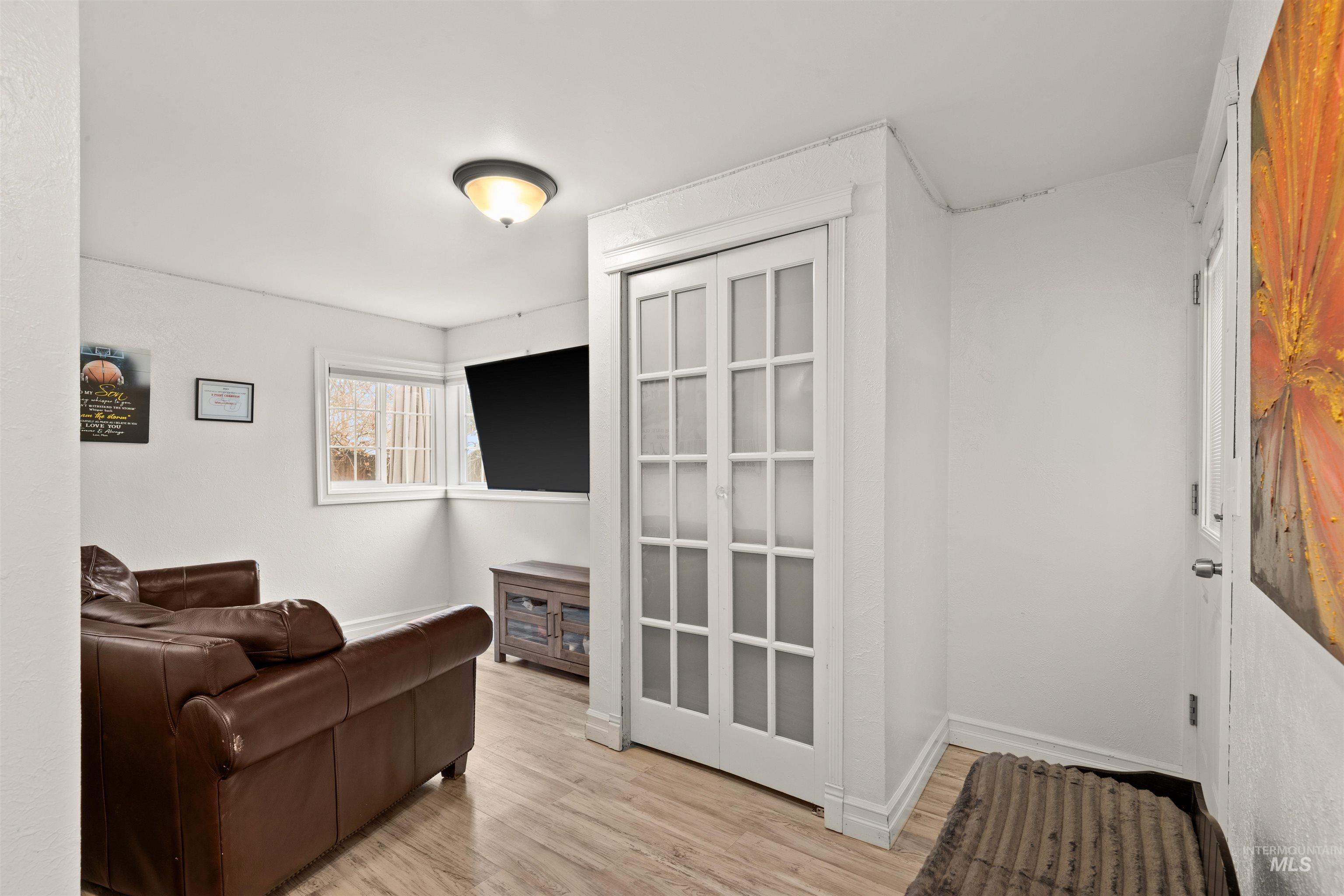 326 5th Avenue Property Photo 20