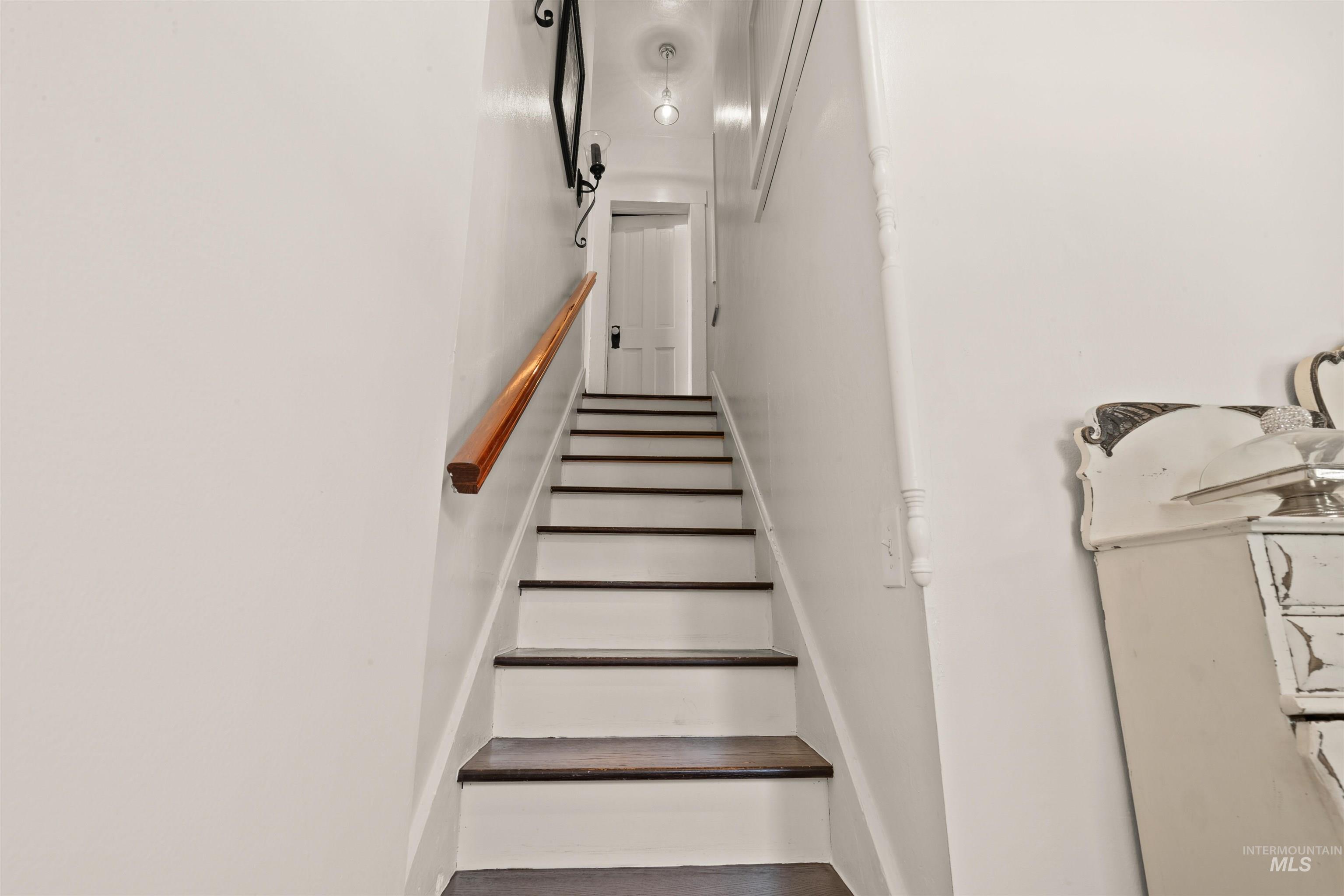 326 5th Avenue Property Photo 31