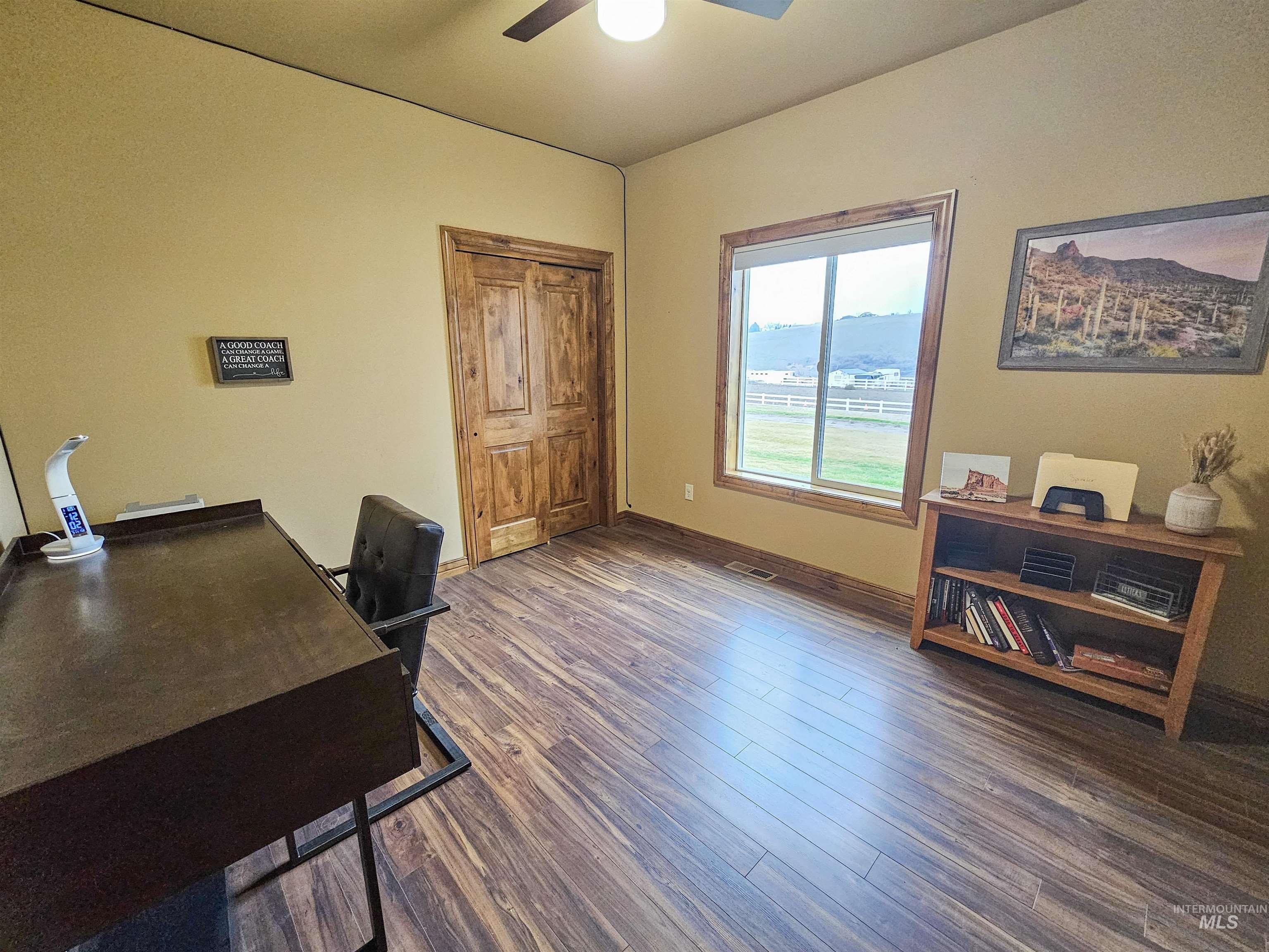 15714 Rodeo Lane Property Photo 23