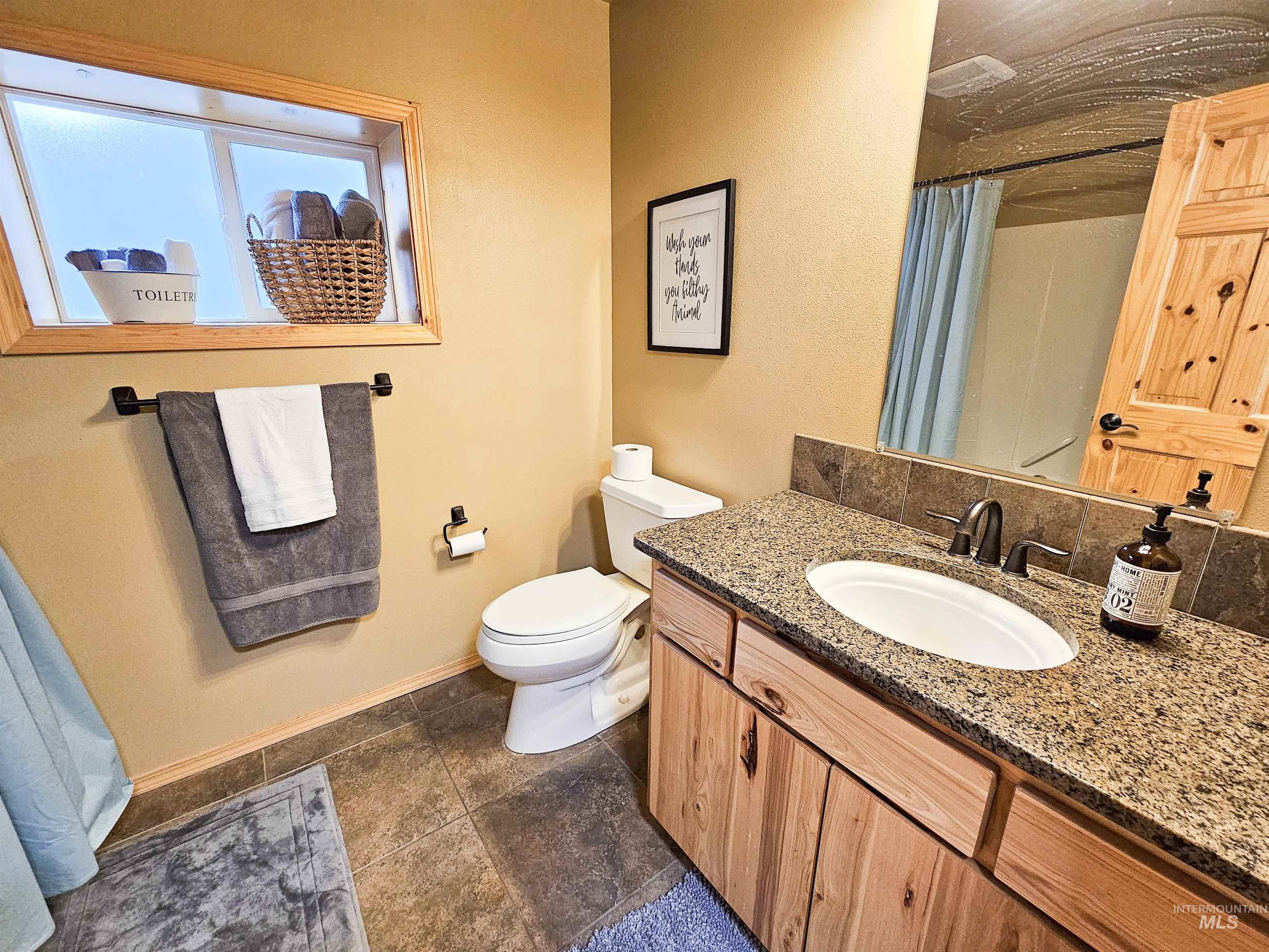 15714 Rodeo Lane Property Photo 35