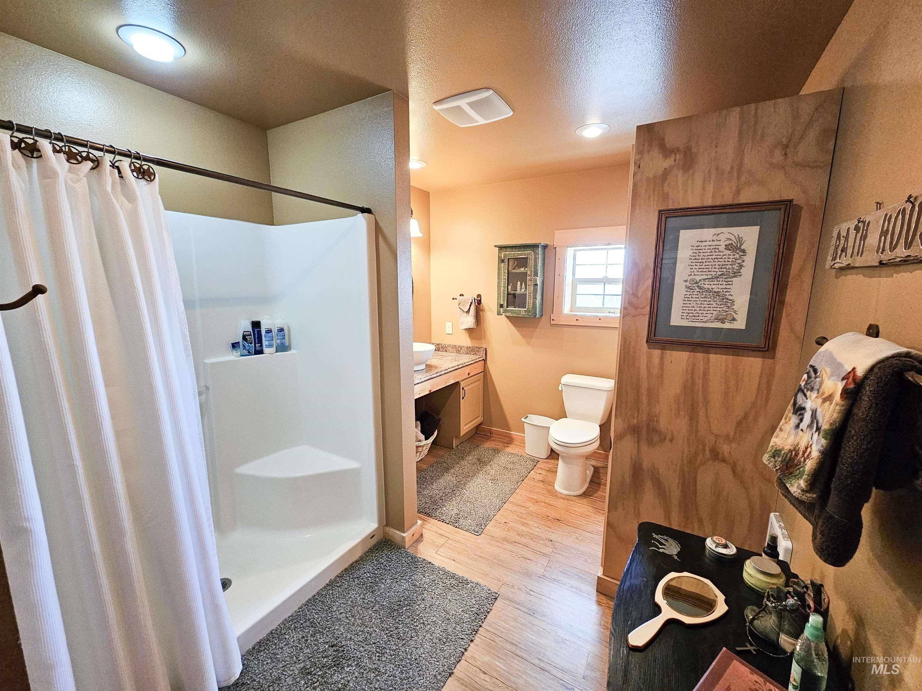 15714 Rodeo Lane Property Photo 47