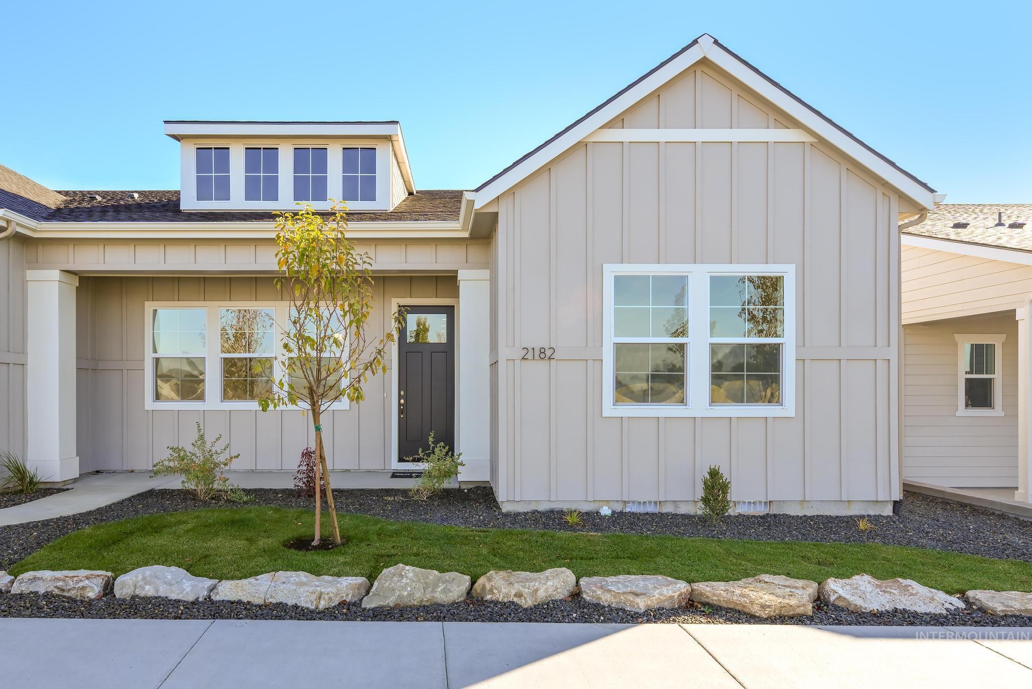 2182 N Milestone Way Property Photo 1
