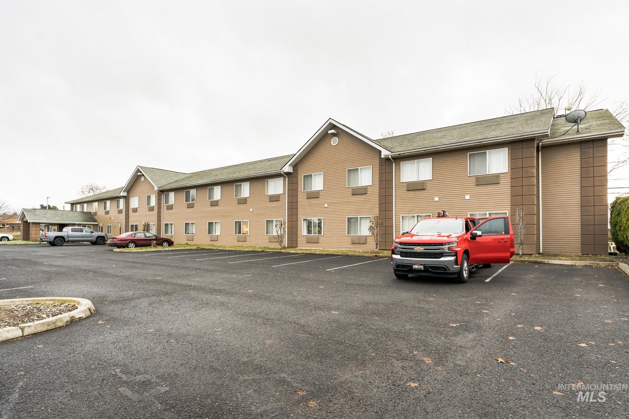 Property Photo 23