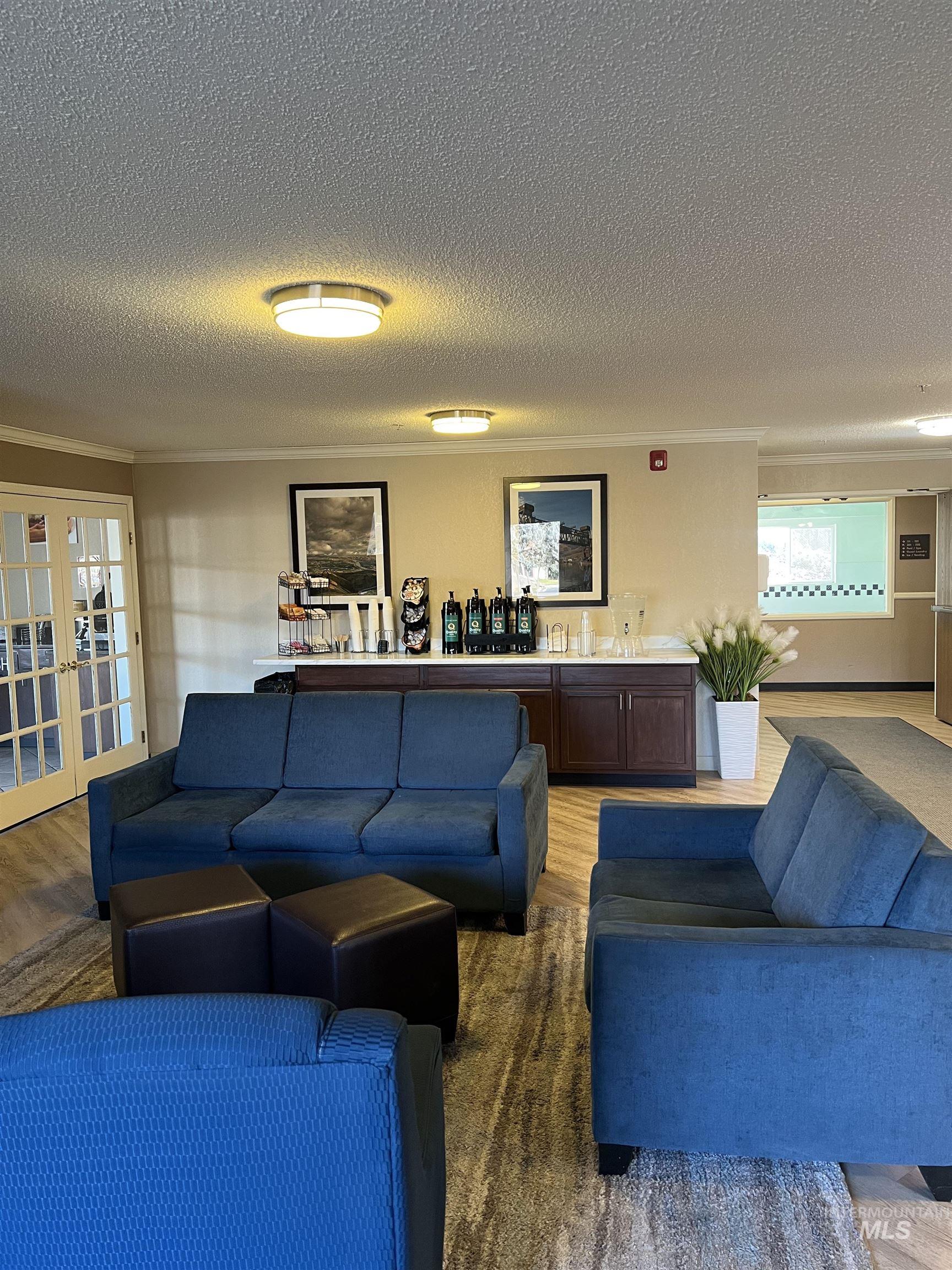 98935669 Property Photo 25