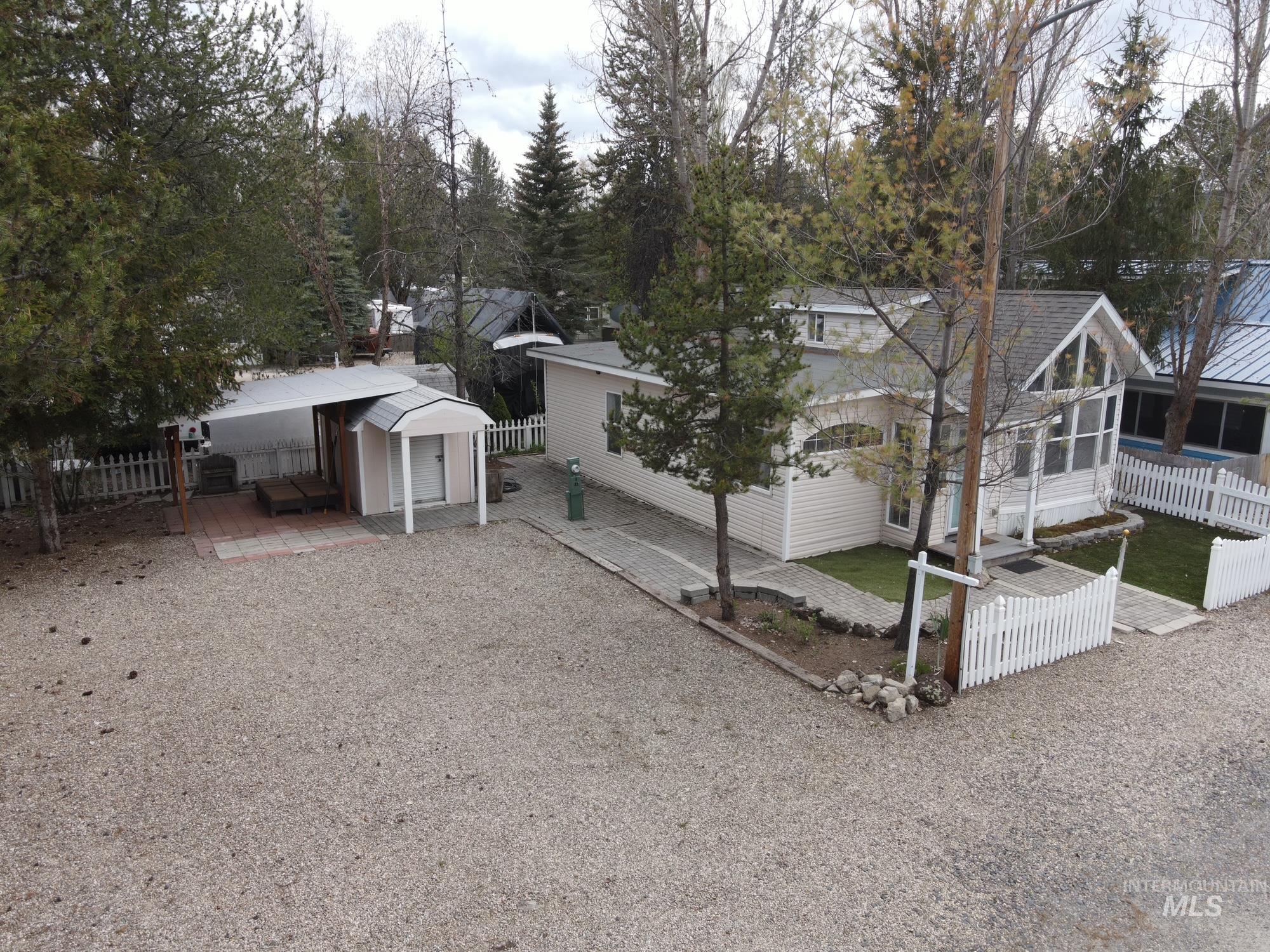 514 Sawyer St Property Photo 6