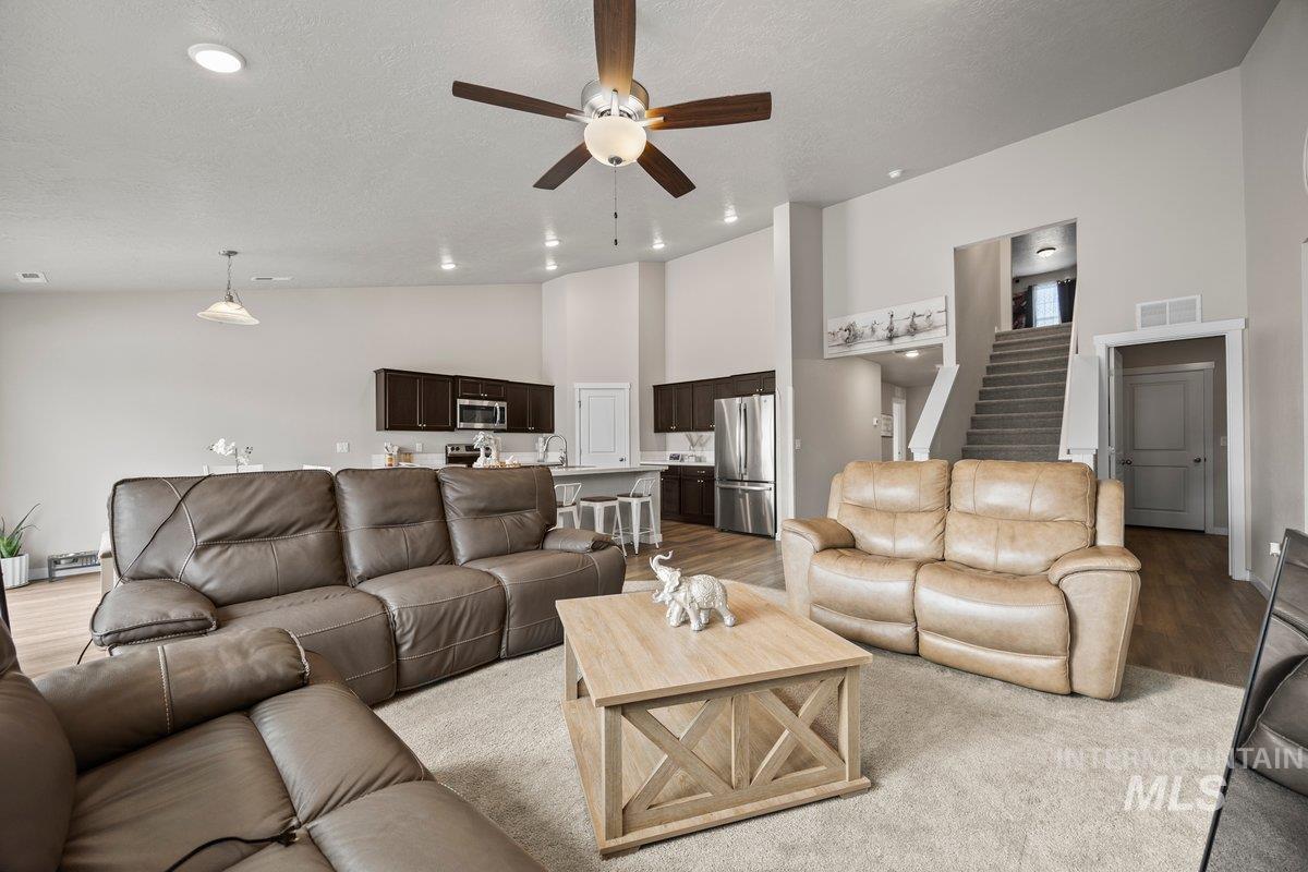 12451 Varga St Property Photo