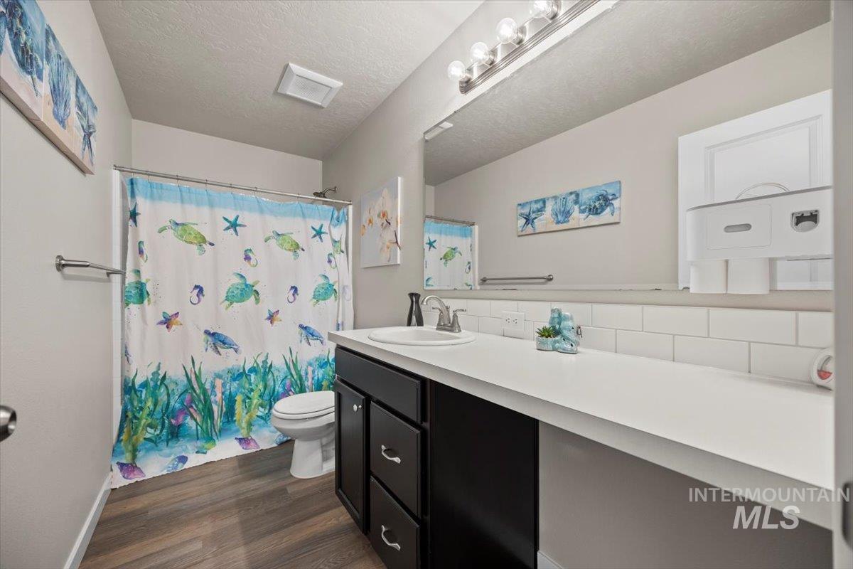 12451 Varga St Property Photo 5