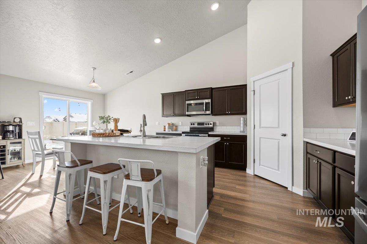 12451 Varga St Property Photo 8