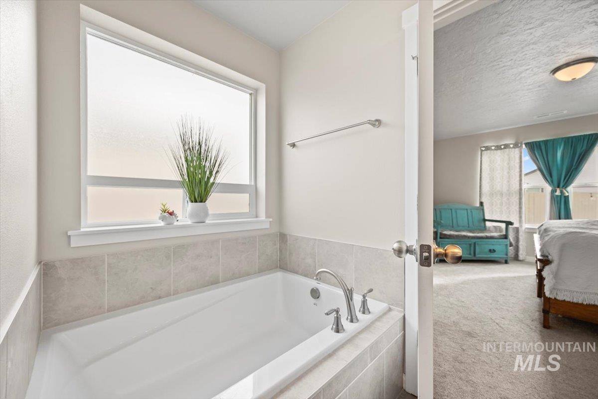 12451 Varga St Property Photo 23