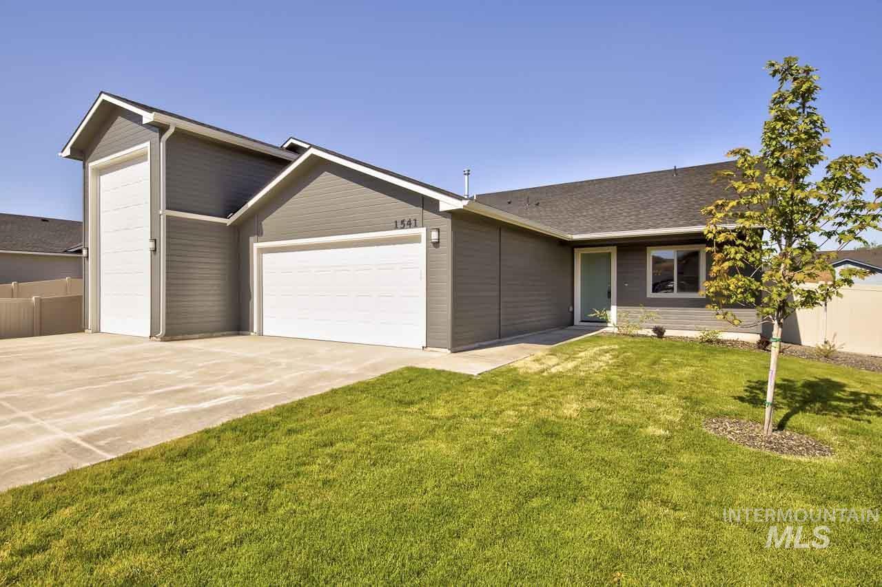 1541 Regency Way Property Photo 1