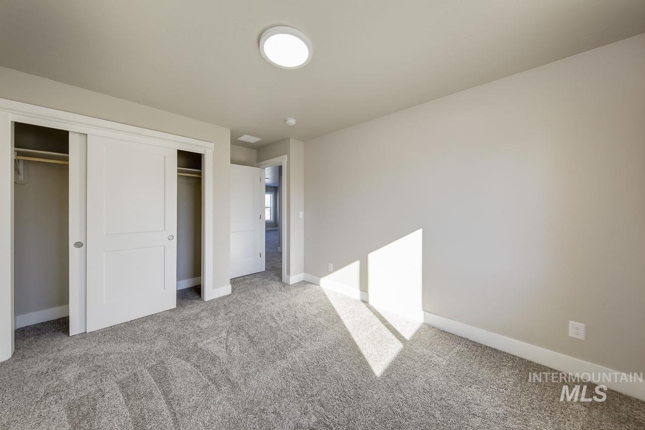 1541 Regency Way Property Photo 22