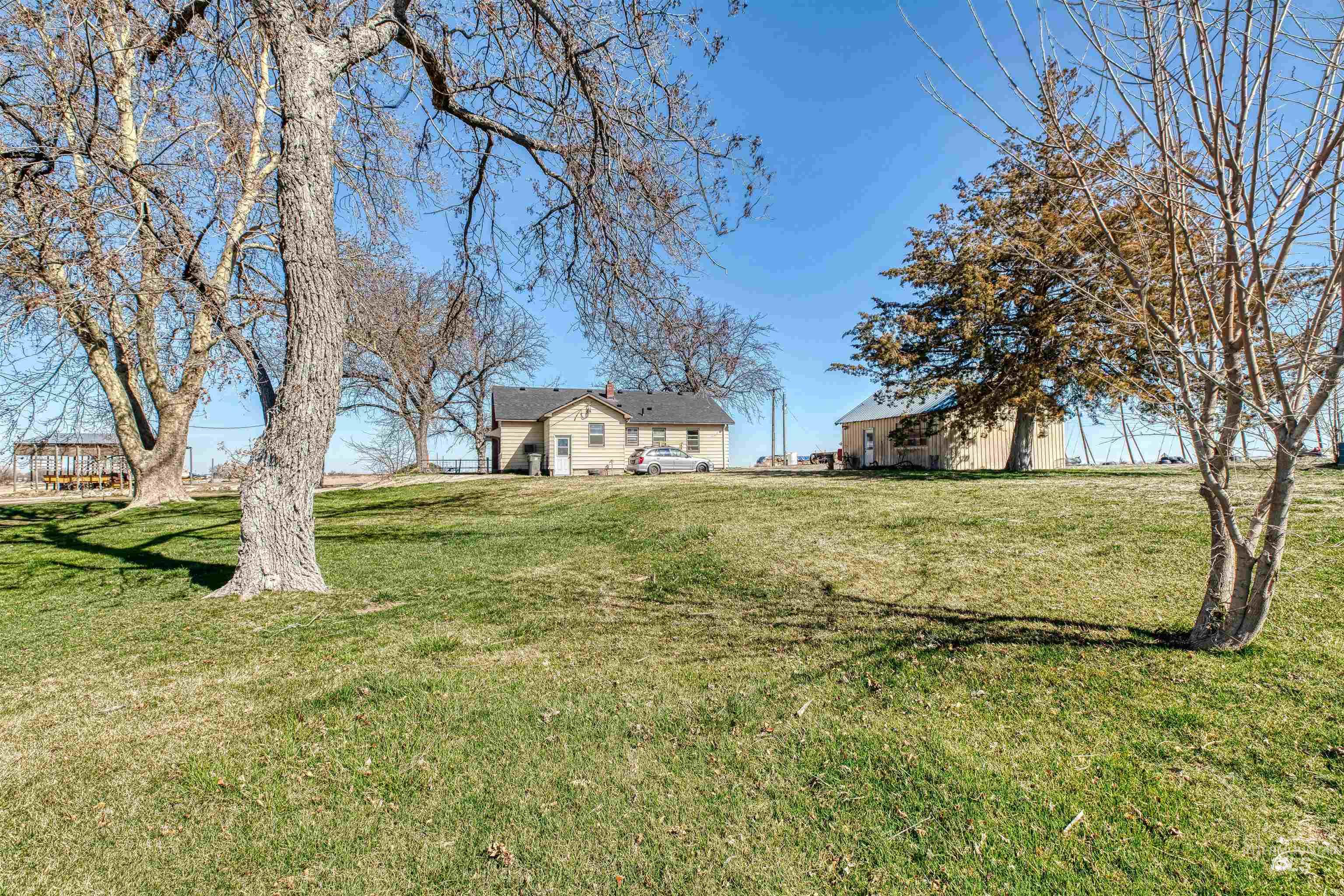 24515 Boehner Rd Property Photo 8