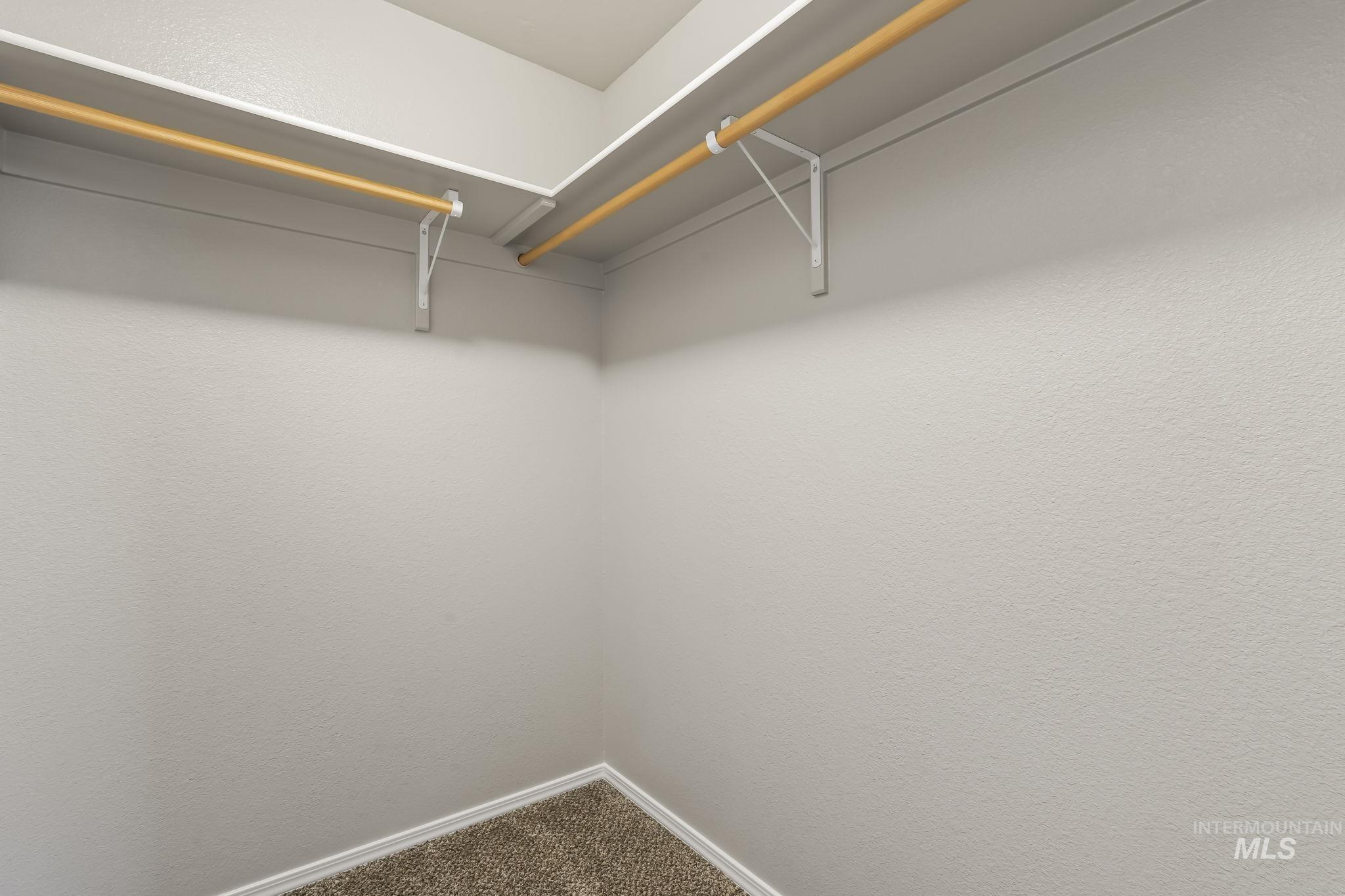 13330 Bloomfield Dr Property Photo 35