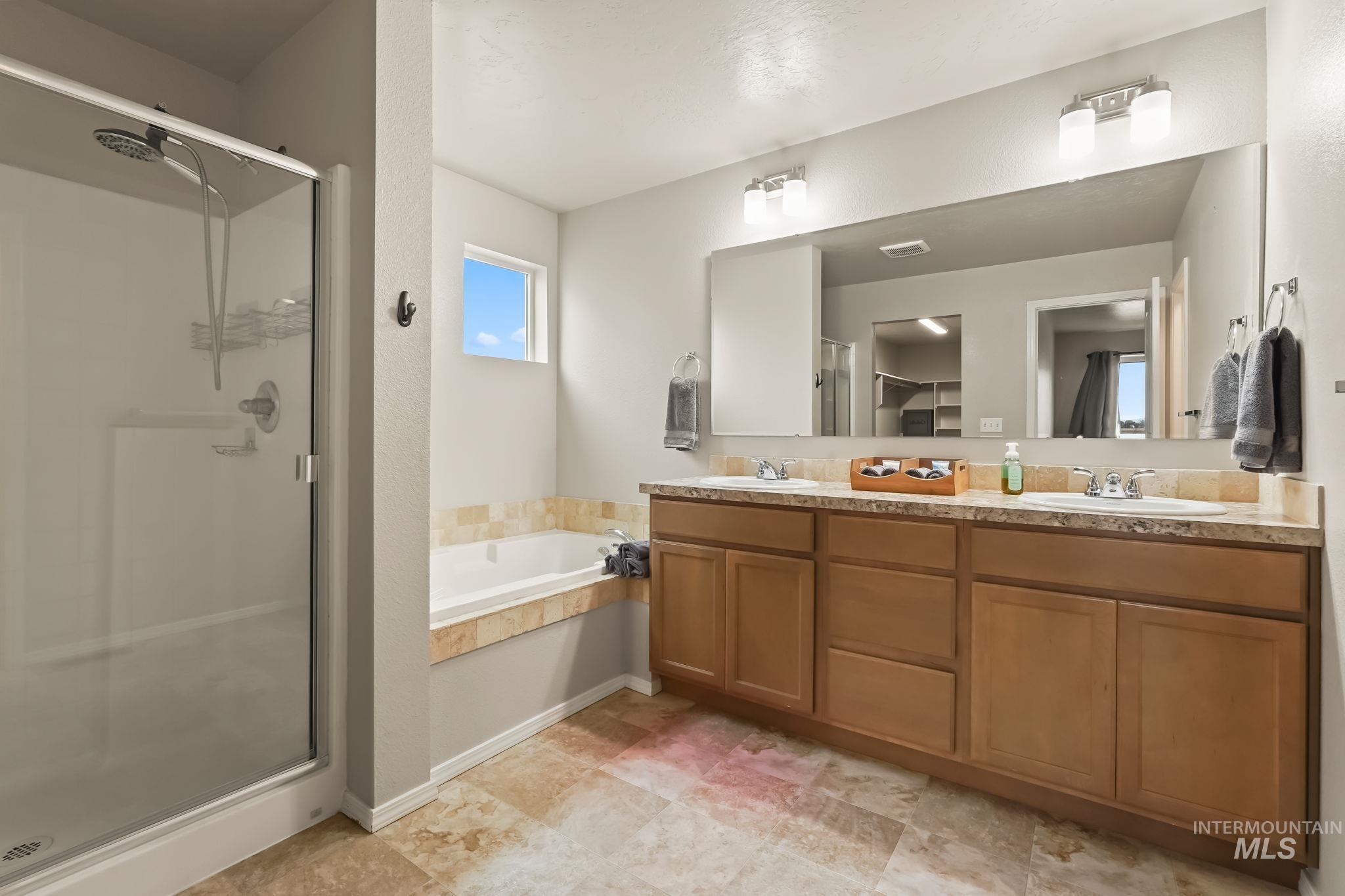 13330 Bloomfield Dr Property Photo 47