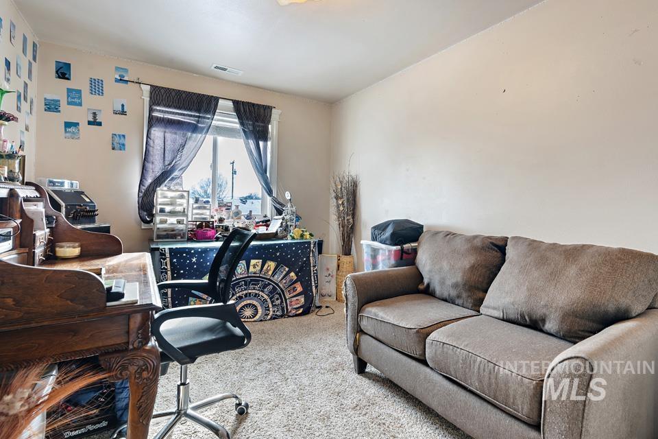 1010 Jonathan St. Property Photo 25