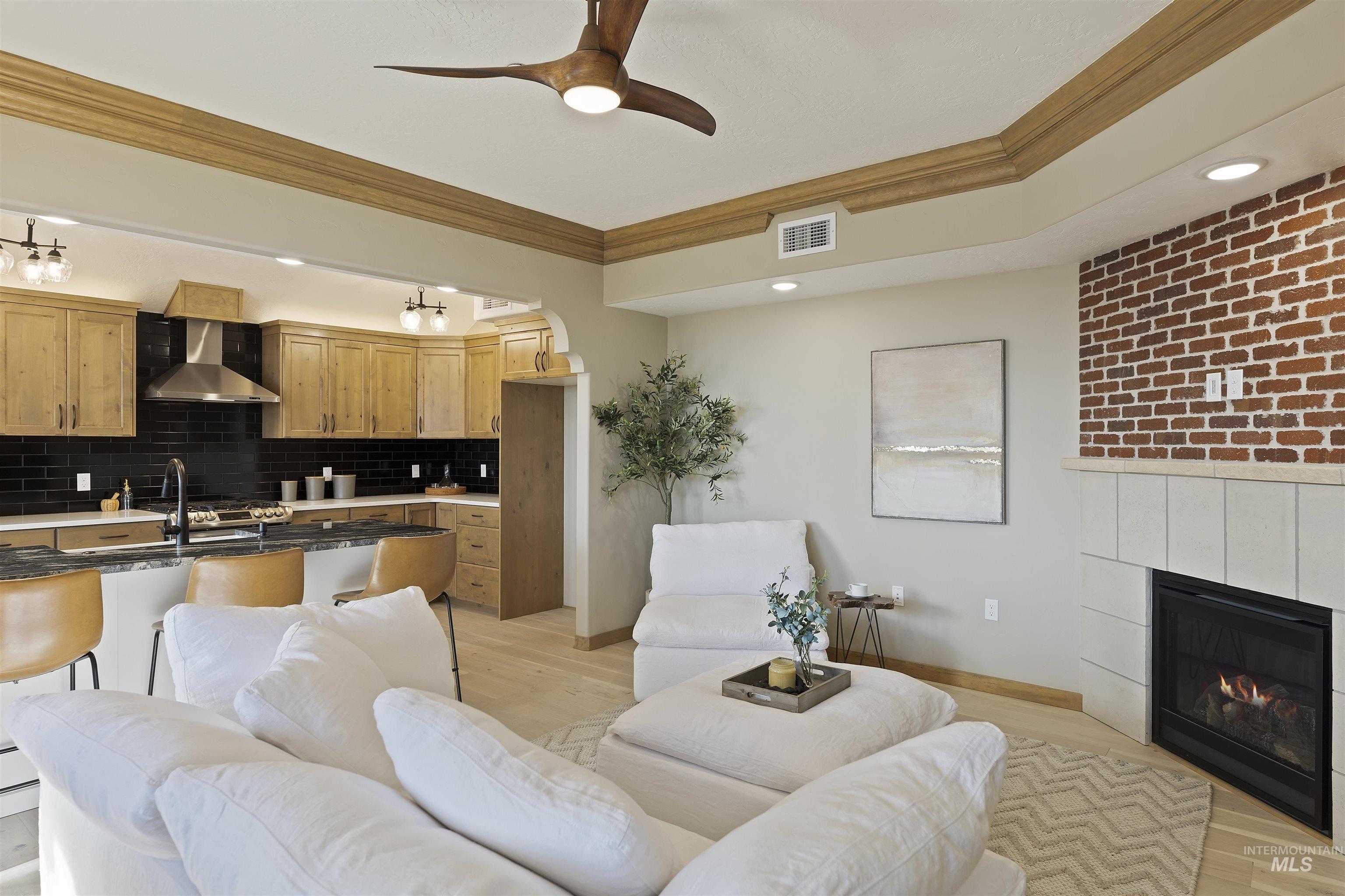 79 E Aikens Rd. Apt #203 Property Photo 16