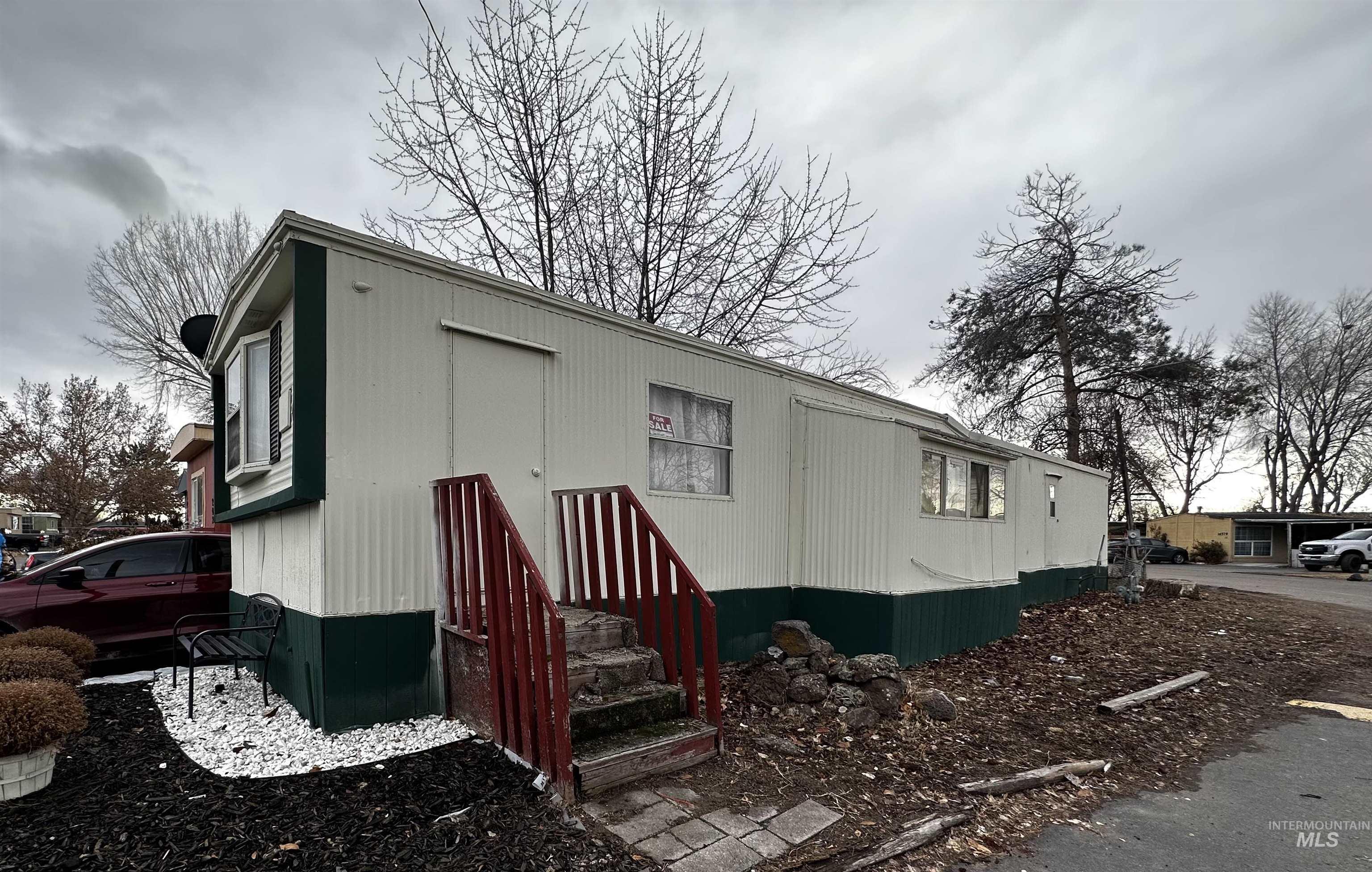 16587 N Red Fir St. Property Photo 2