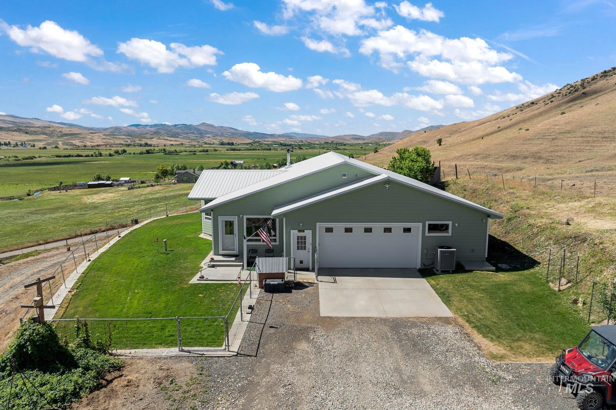 22625 Baldwin Ln Property Photo 4