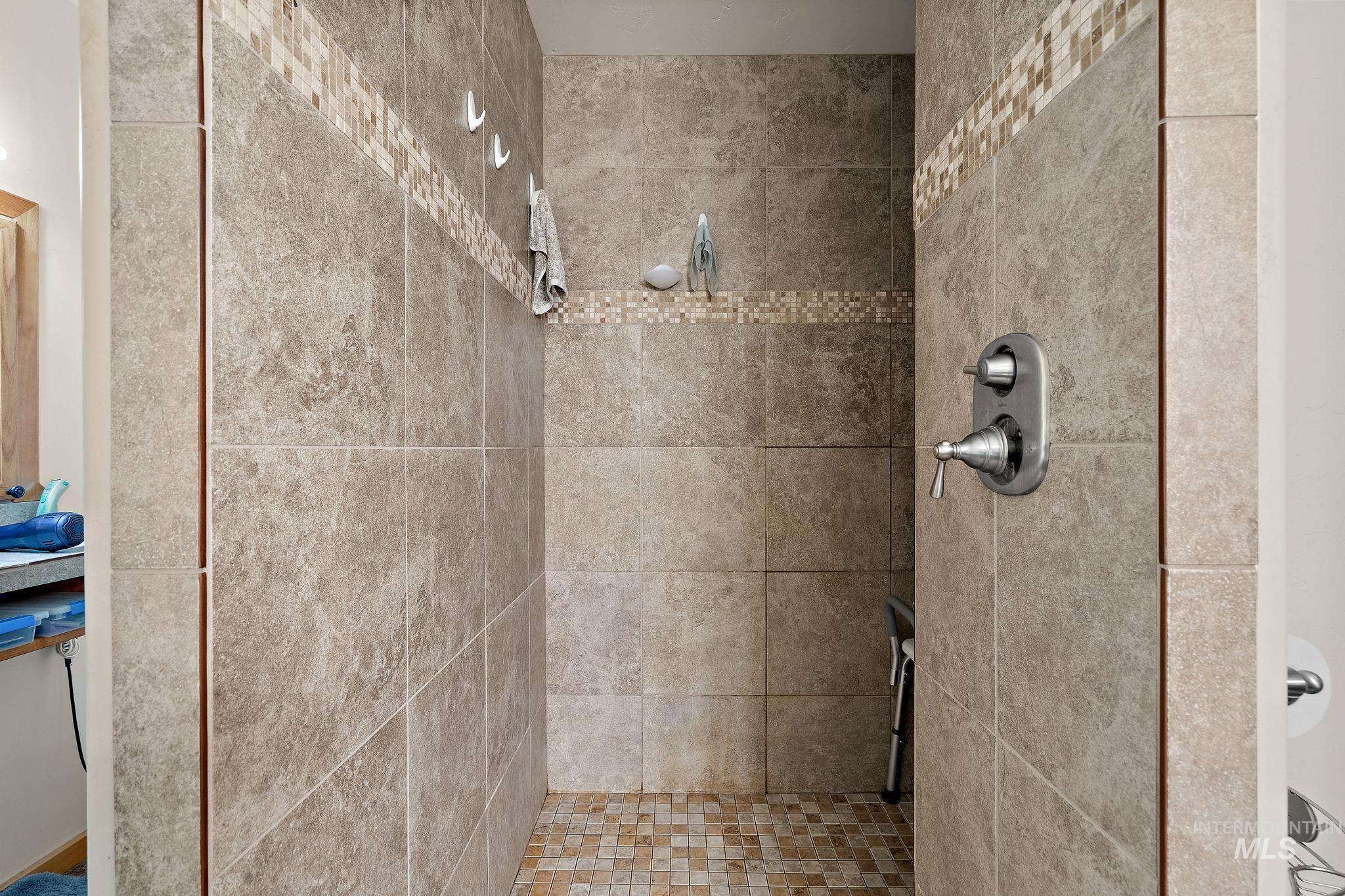22625 Baldwin Ln Property Photo 32