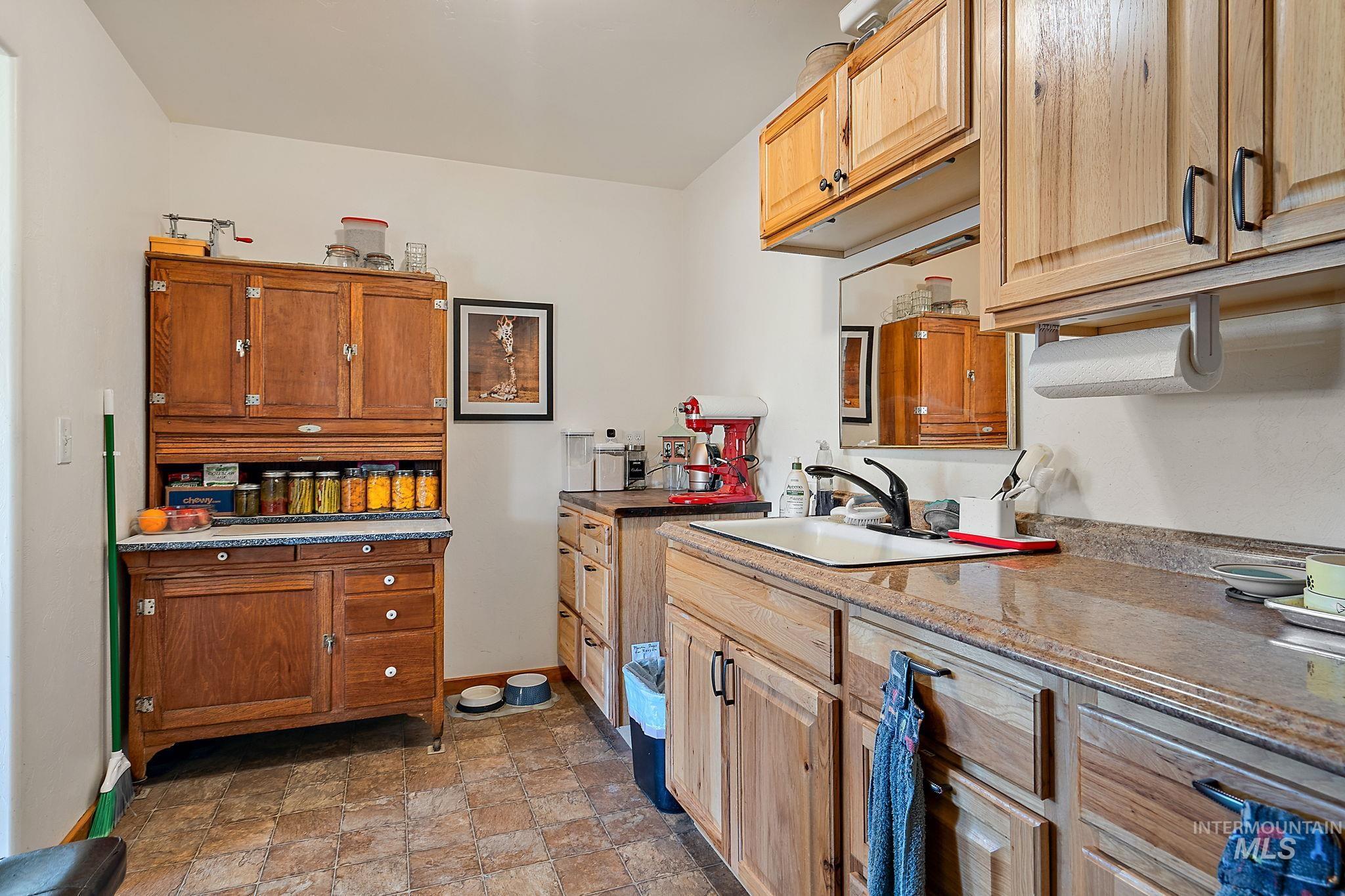 22625 Baldwin Ln Property Photo 37