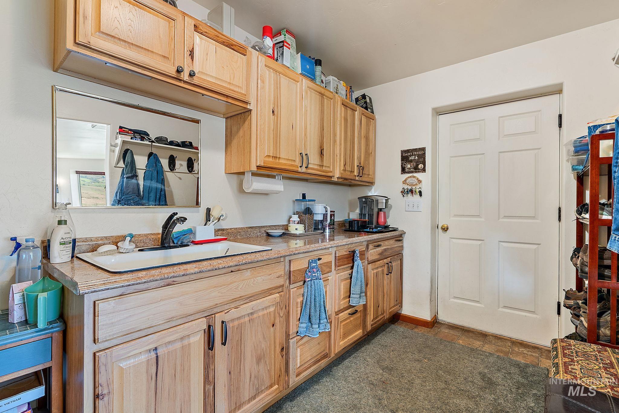 22625 Baldwin Ln Property Photo 38