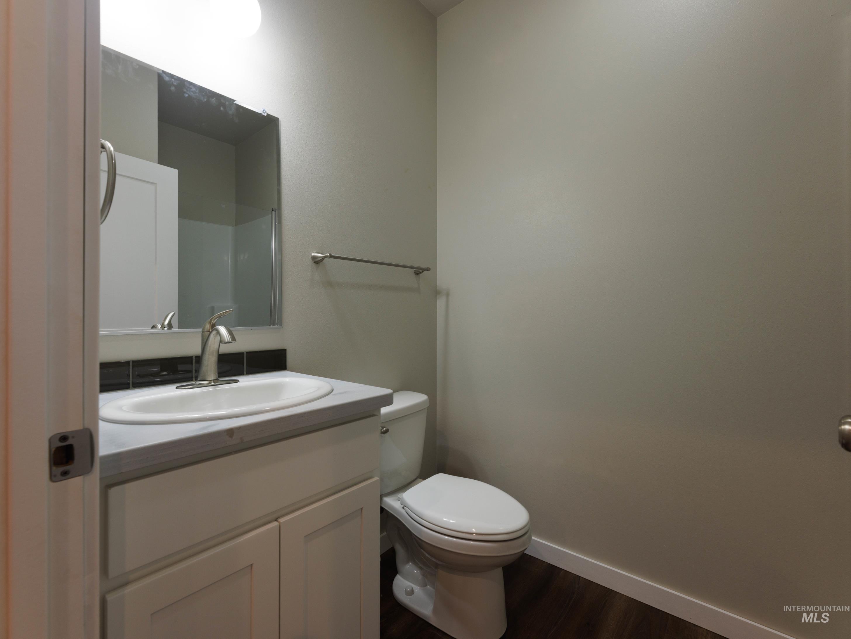 102 Highline Lane Property Photo 7