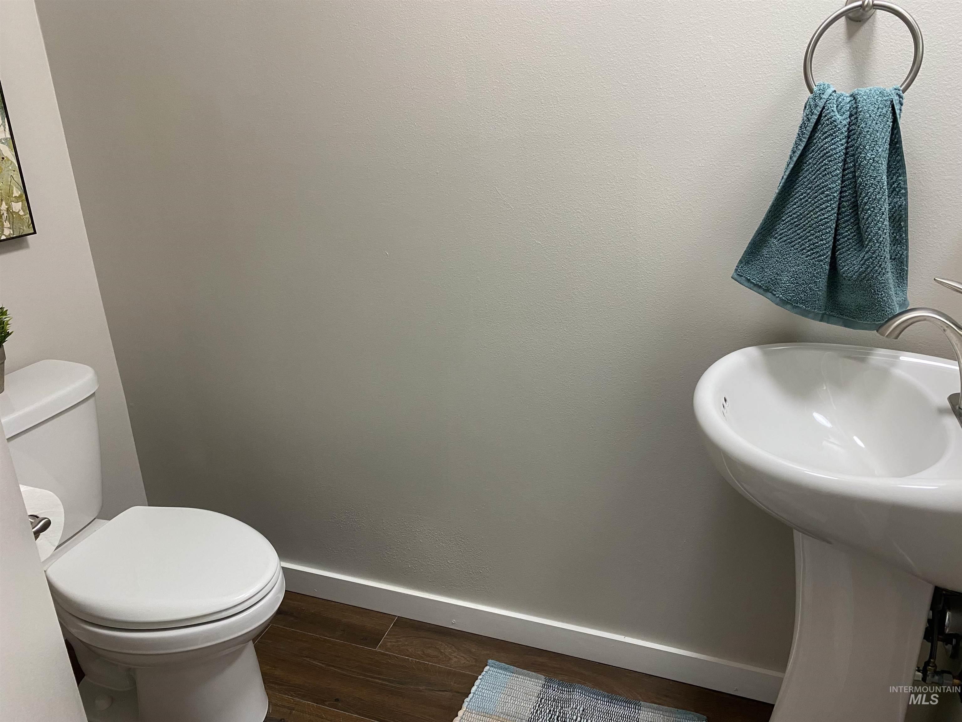 102 Highline Lane Property Photo 14