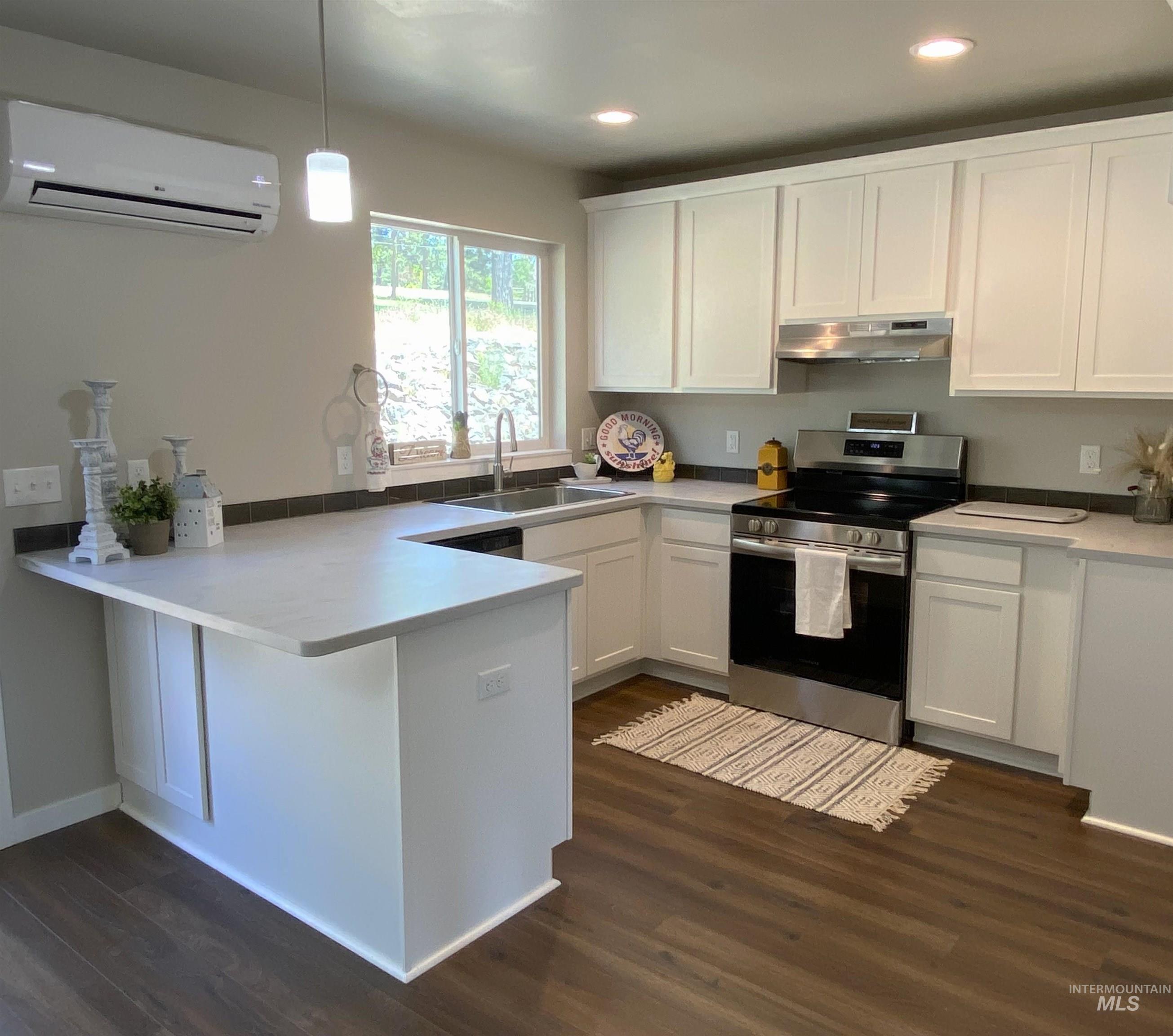 102 Highline Lane Property Photo 17