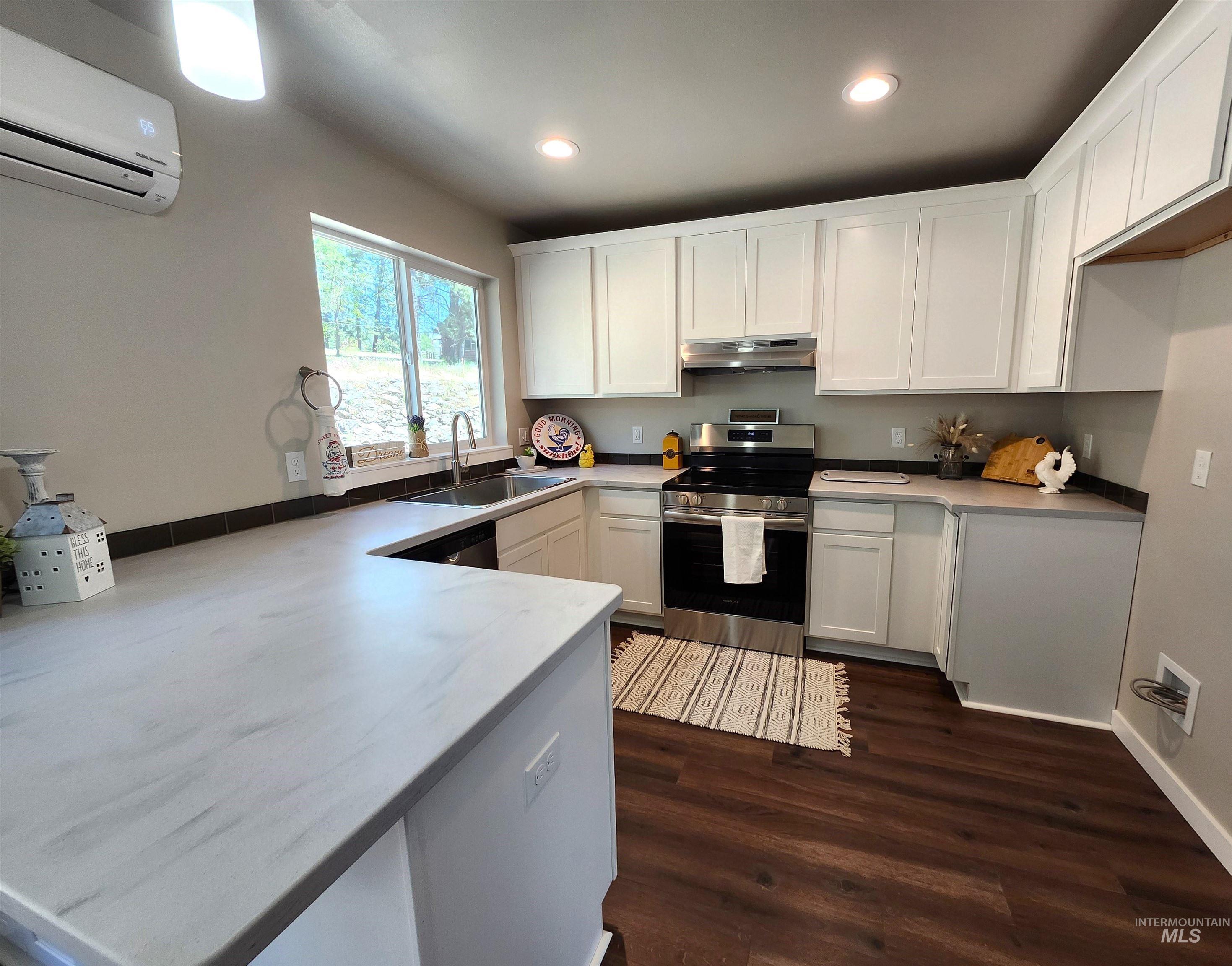 102 Highline Lane Property Photo 18
